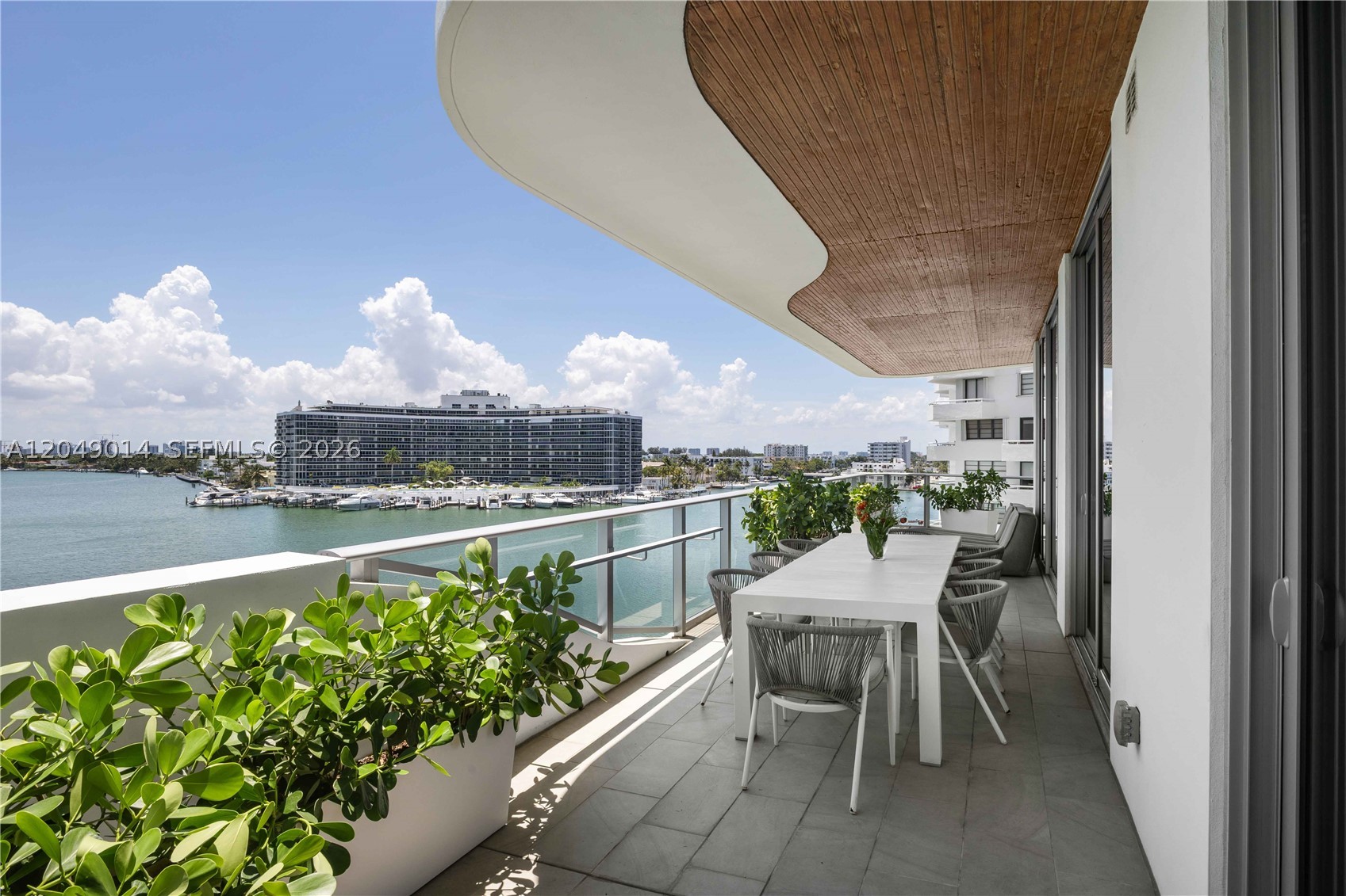 image Monaco Yacht Club & Residences Miami Beach34