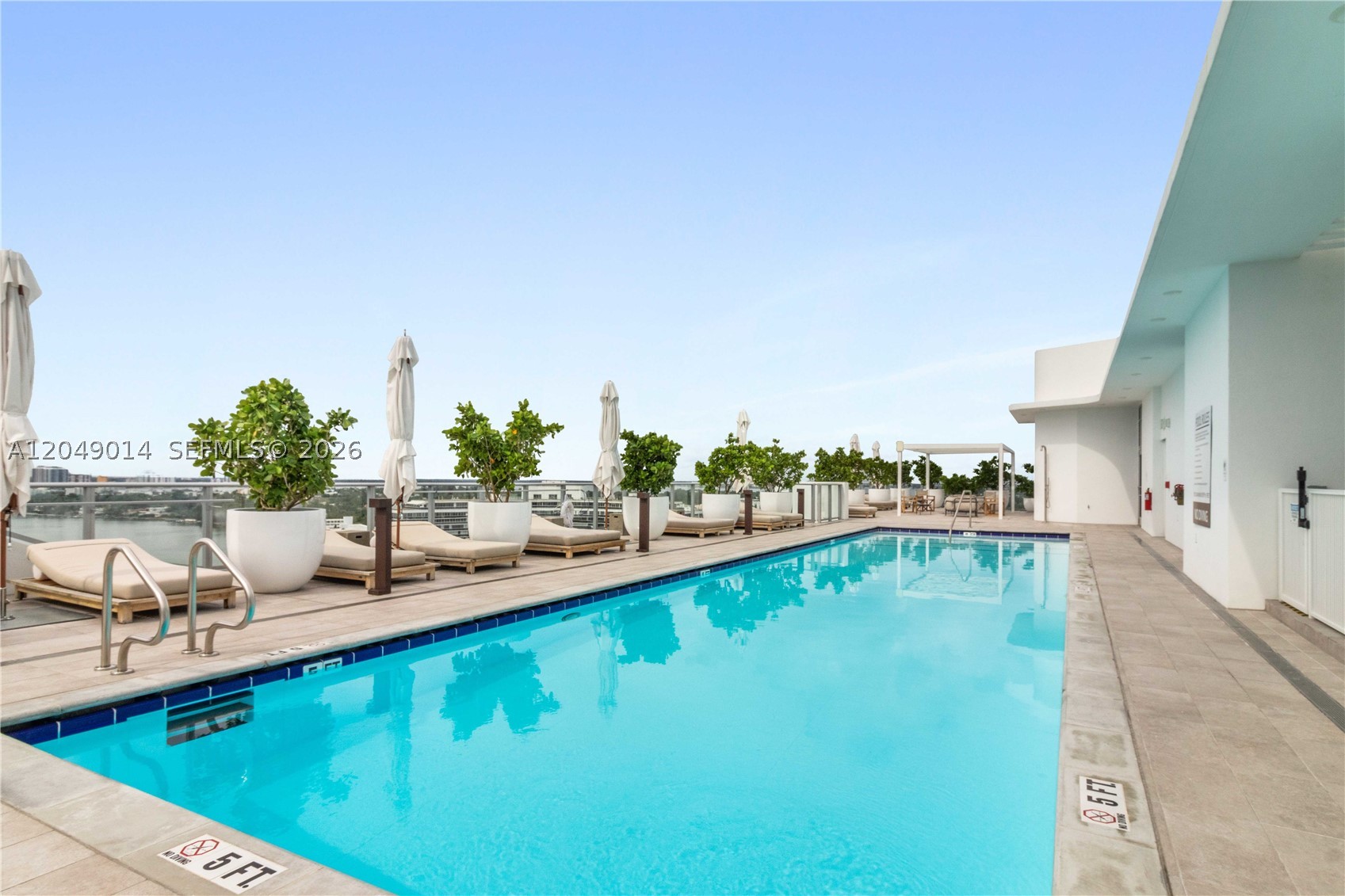 image Monaco Yacht Club & Residences Miami Beach41