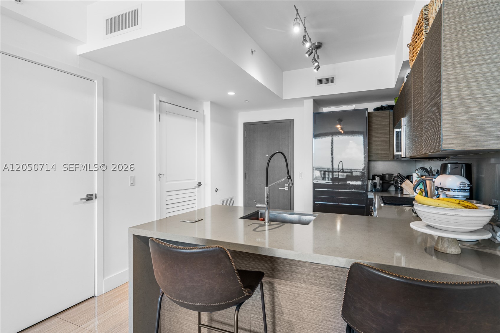 image The Bond on Brickell11