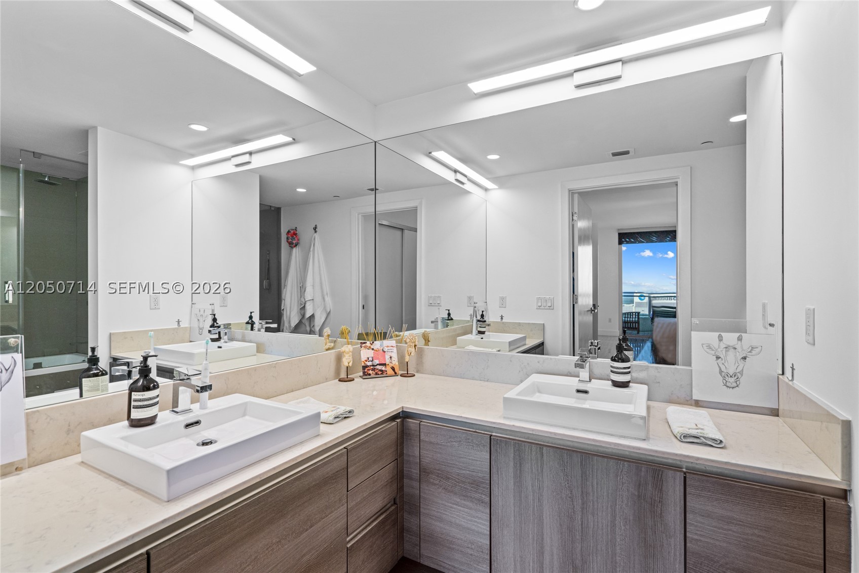 image The Bond on Brickell14