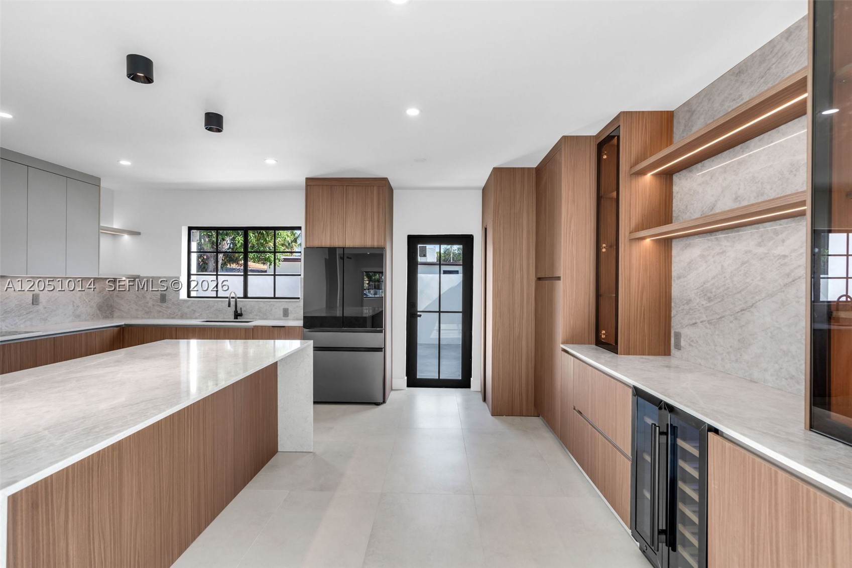 1760 SW 16th Ter Miami, FL 33145