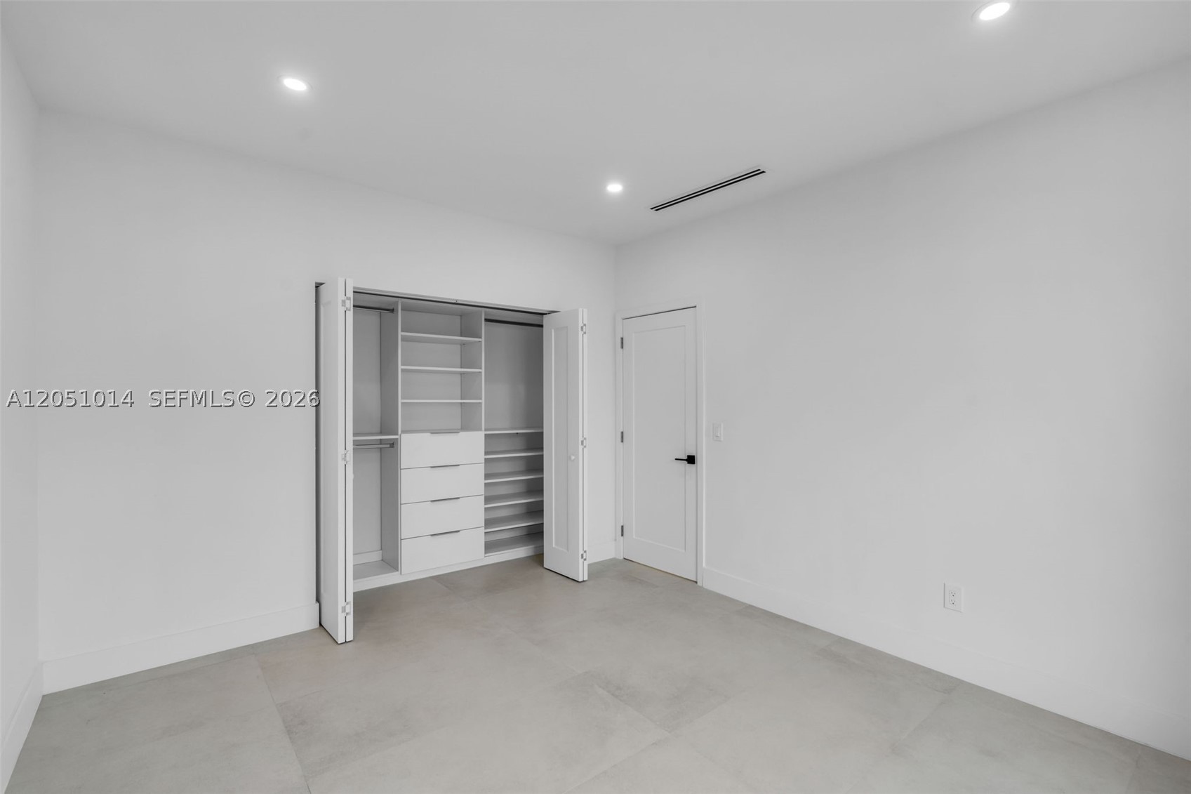1760 SW 16th Ter Miami, FL 33145