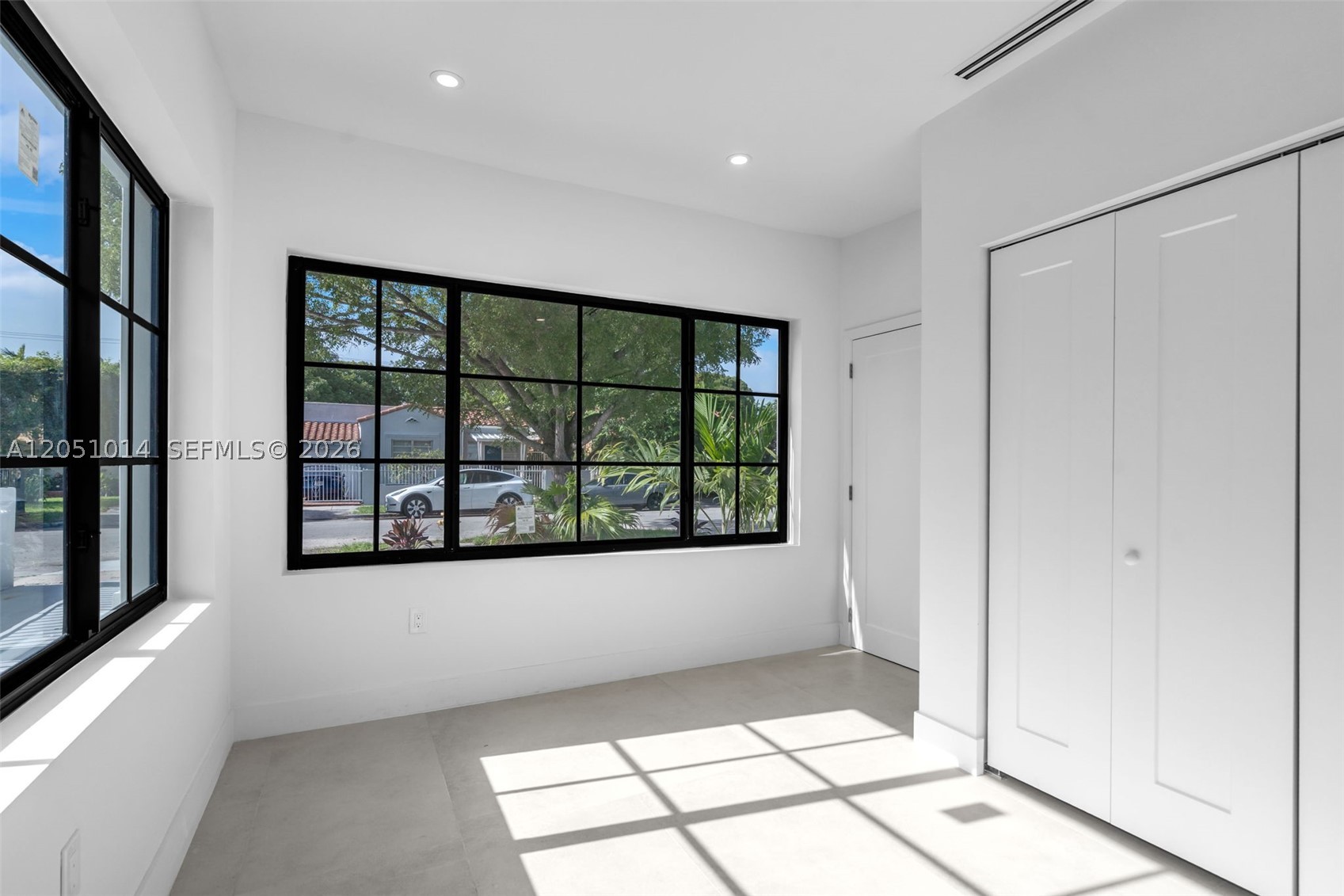 1760 SW 16th Ter Miami, FL 33145