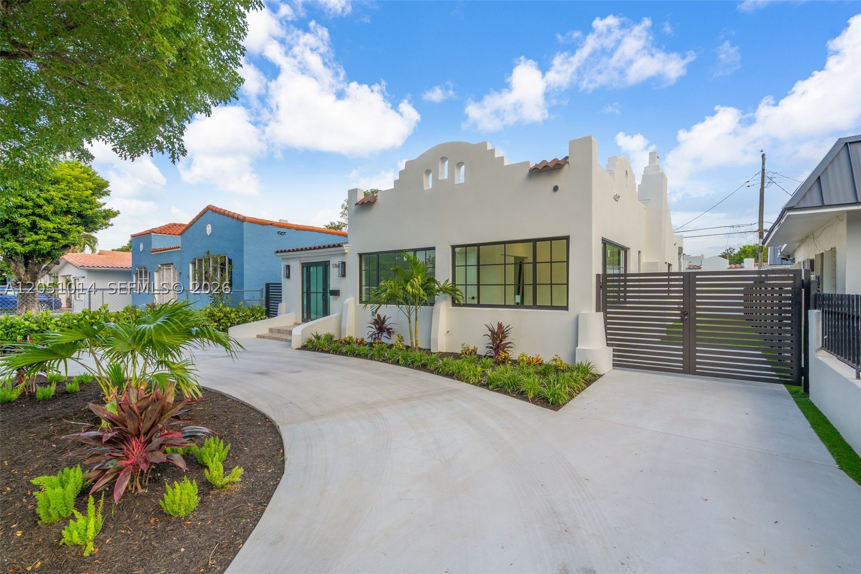 1760 SW 16th Ter Miami, FL 33145