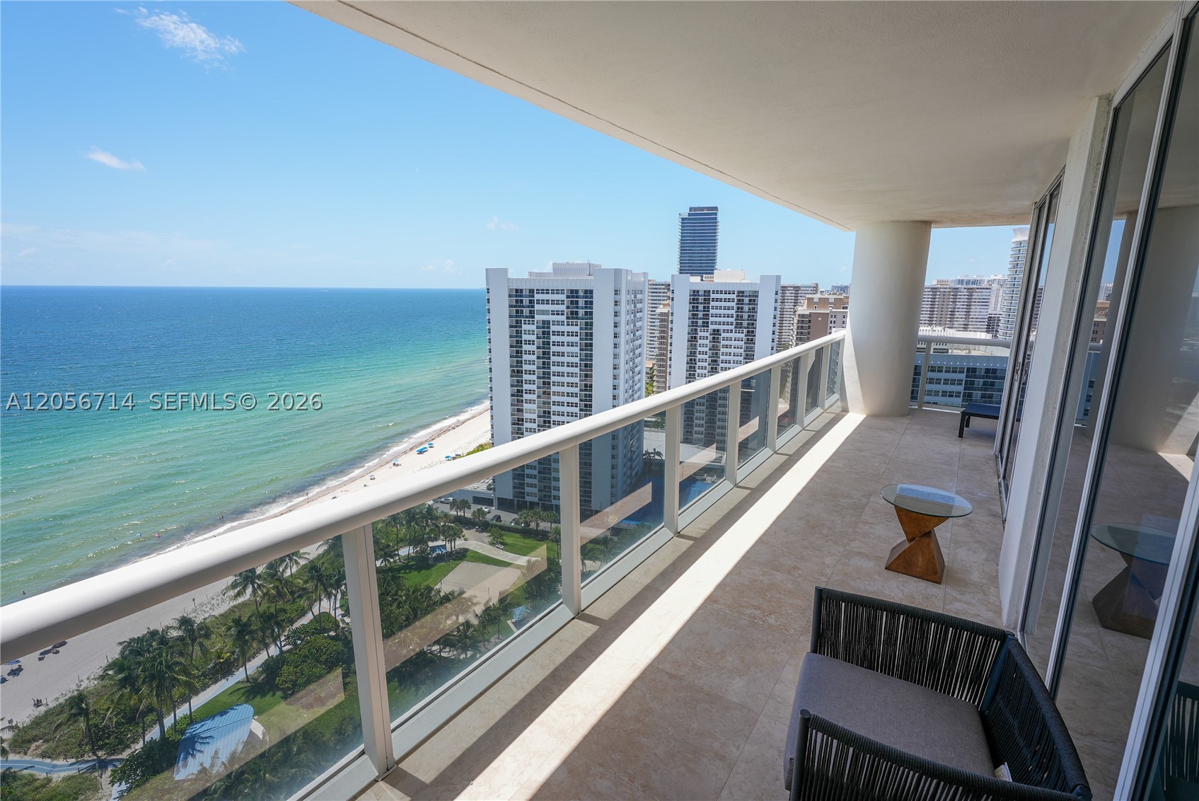 image Beach Club 139