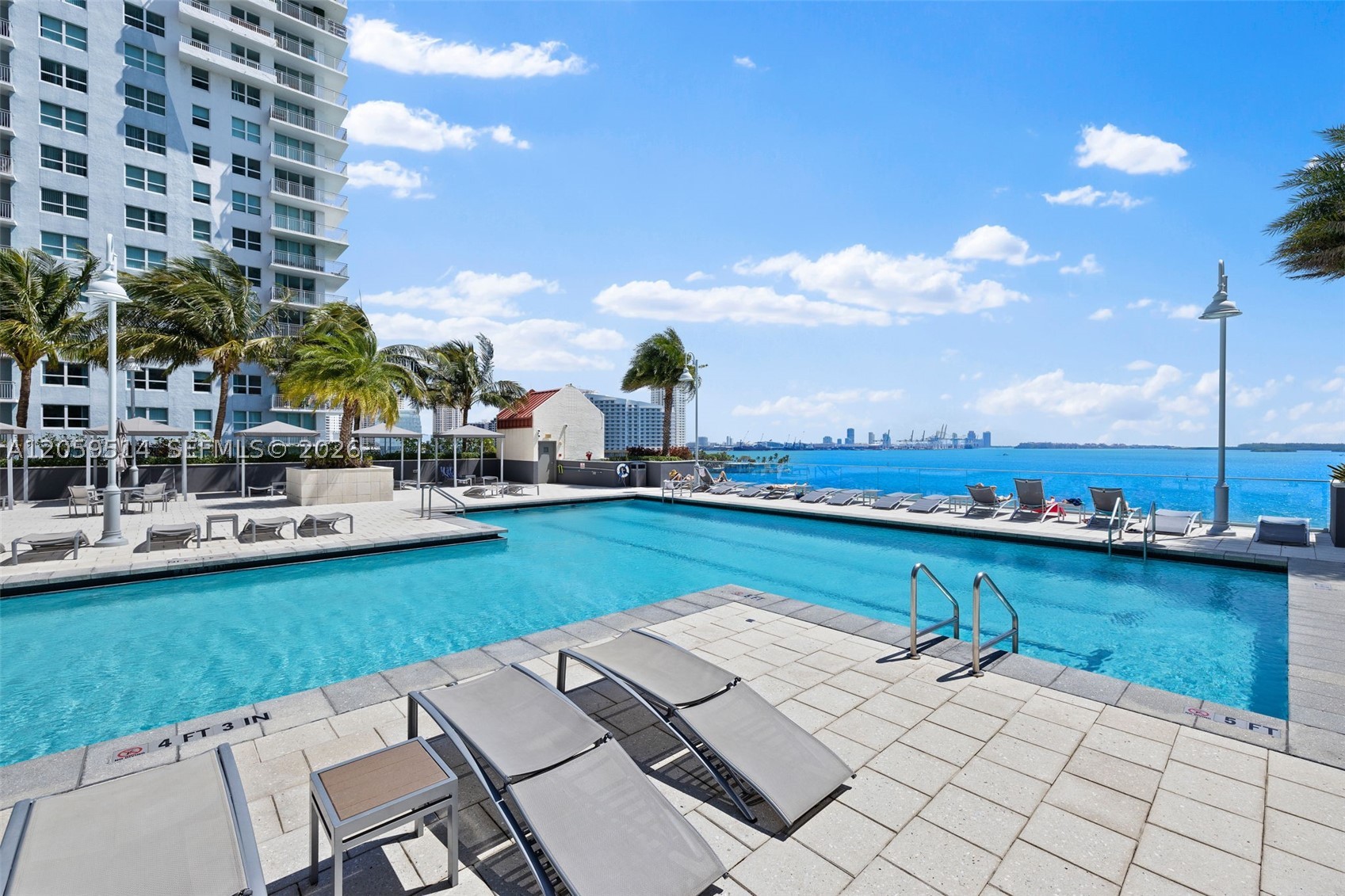 image The Mark on Brickell6
