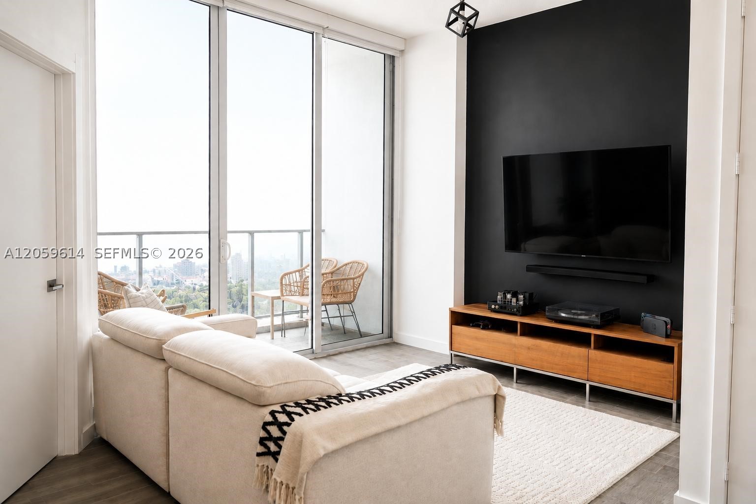 image Edgewater Lofts1