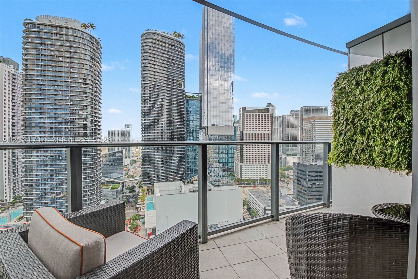 image Brickell Flatiron16