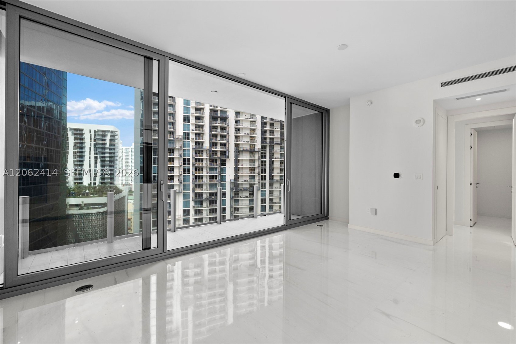 image Aston Martin Residences11
