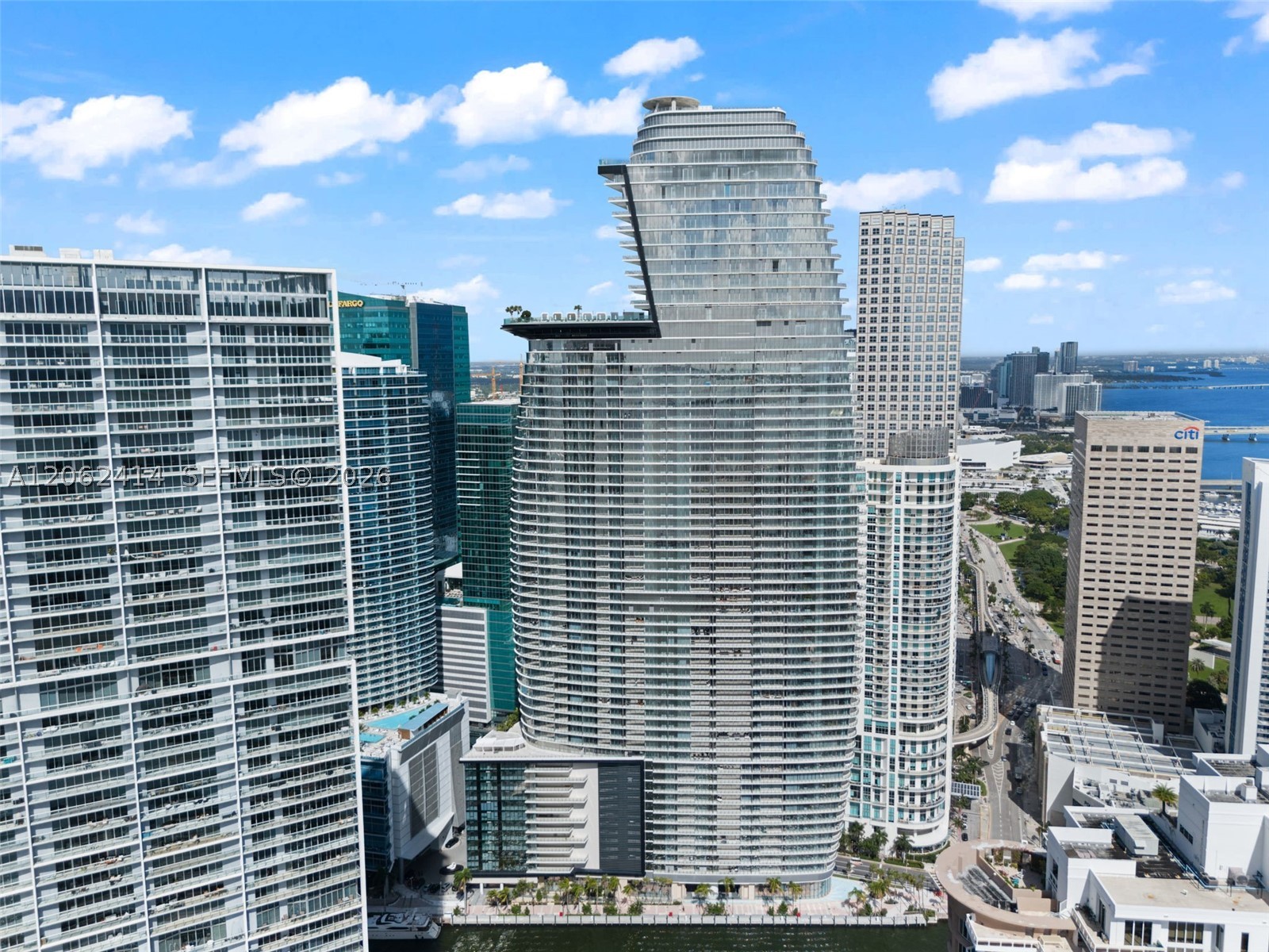 image Aston Martin Residences30