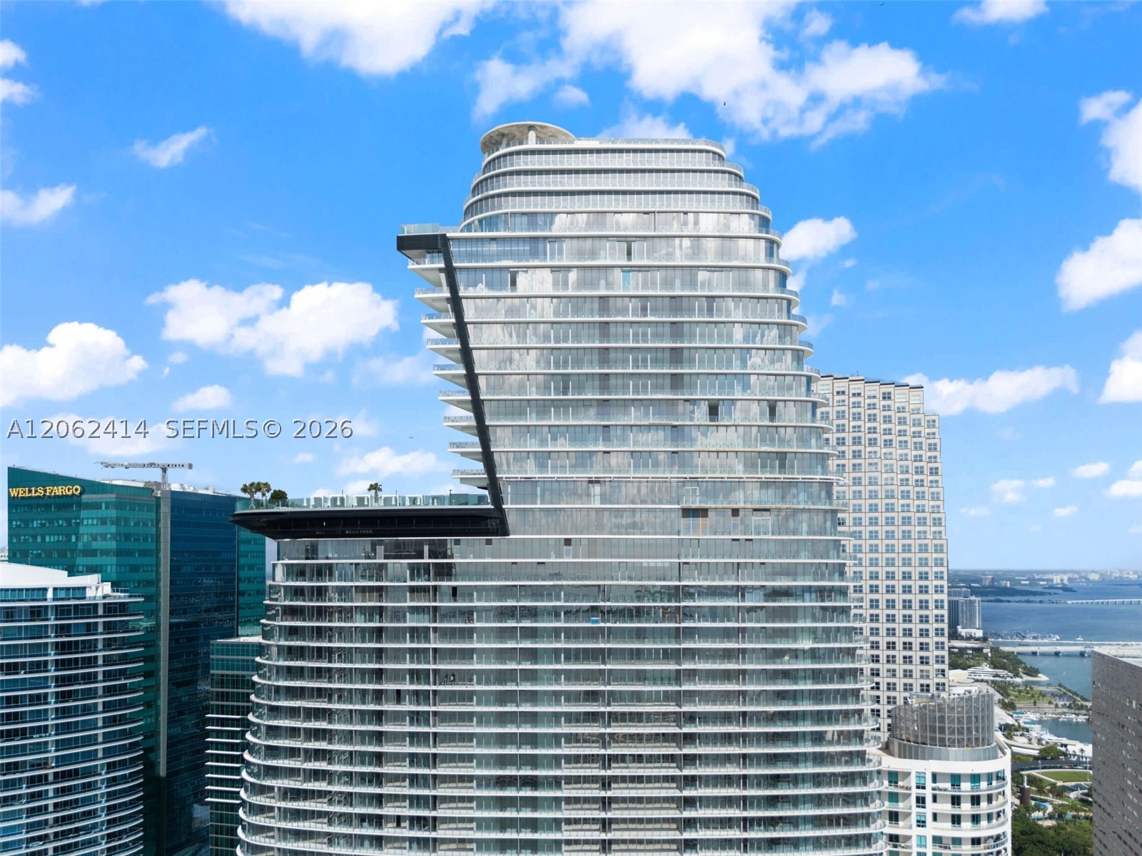 image Aston Martin Residences32