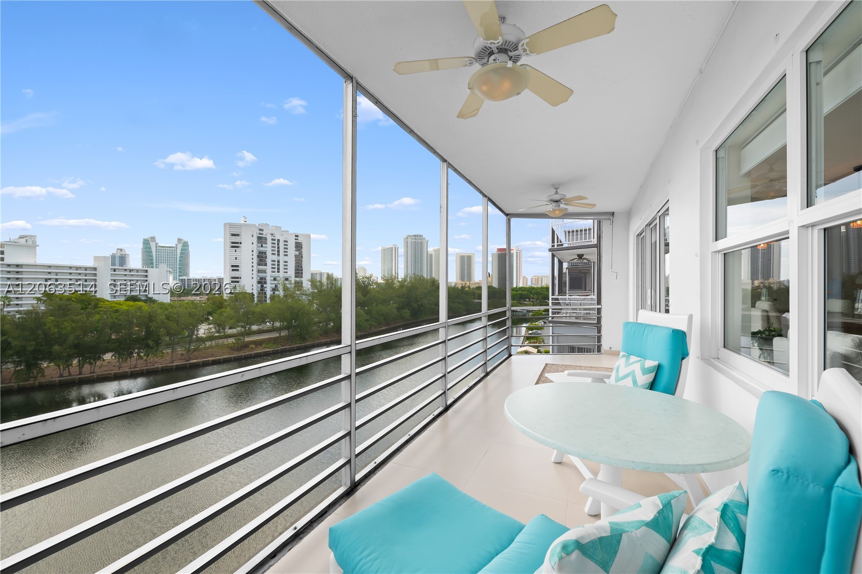400 Diplomat Pkwy #704