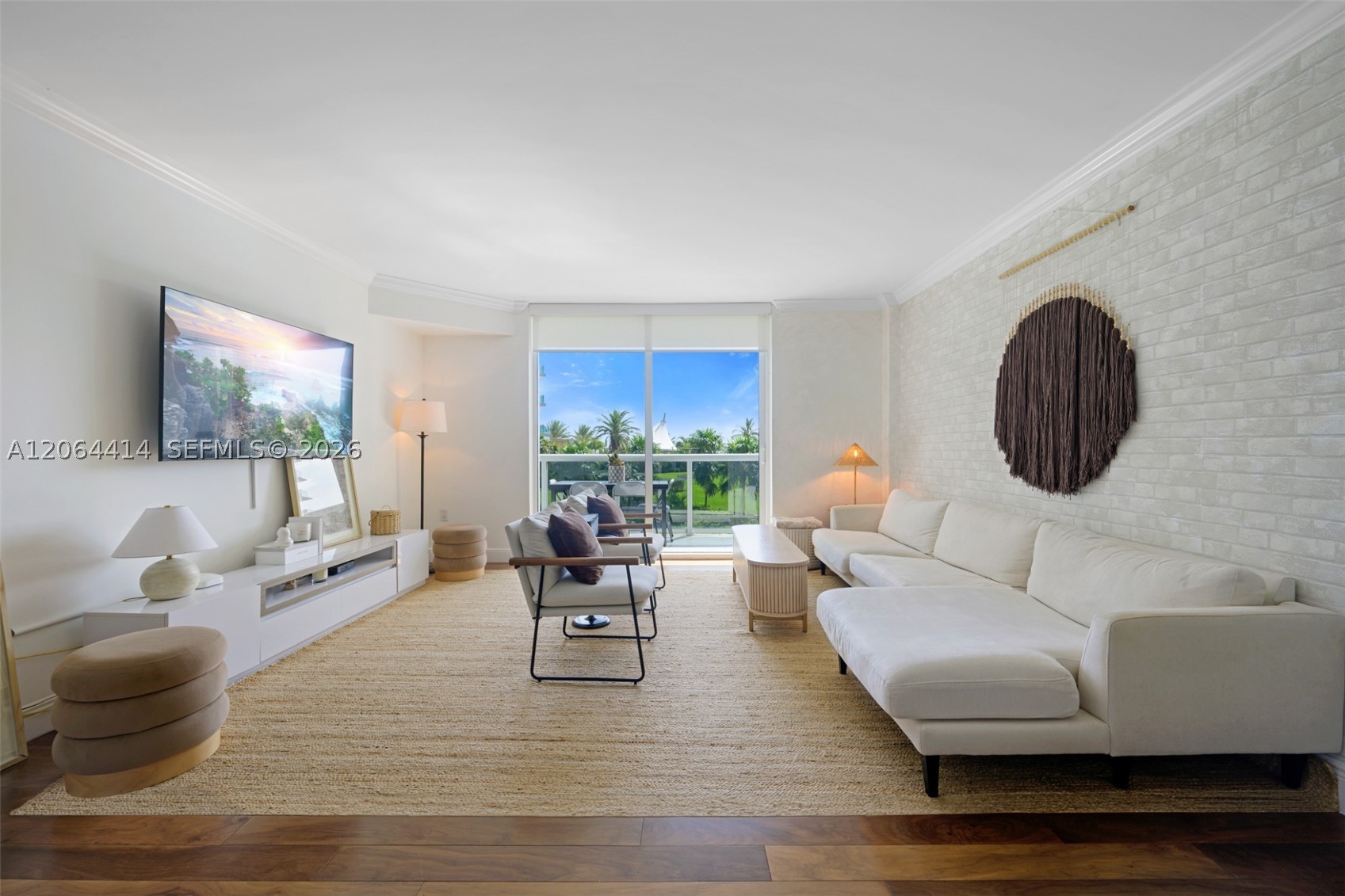 10275 Collins Ave #334