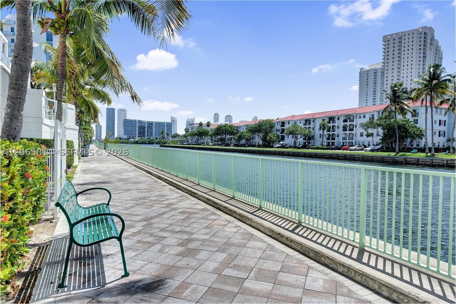 image 3030 Aventura18