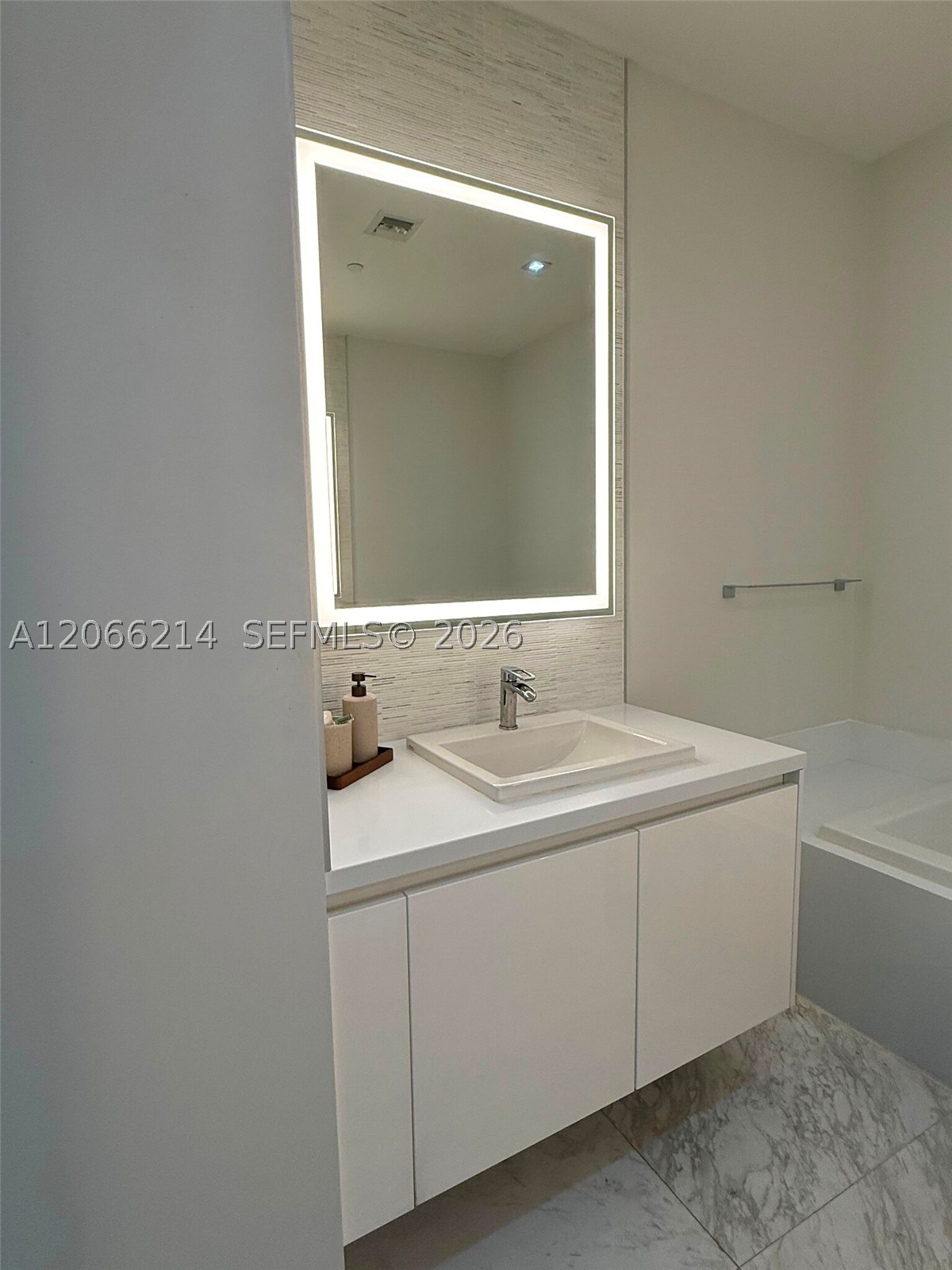 701 N Fort Lauderdale Blvd #214 Fort Lauderdale, FL 33304