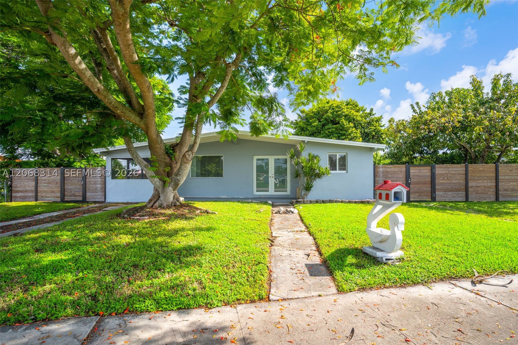 11445 SW 43rd Ter