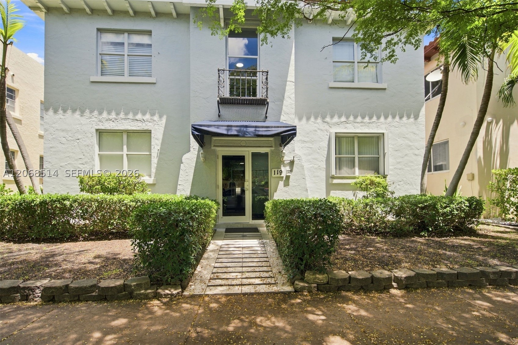 119 Menores Ave #2