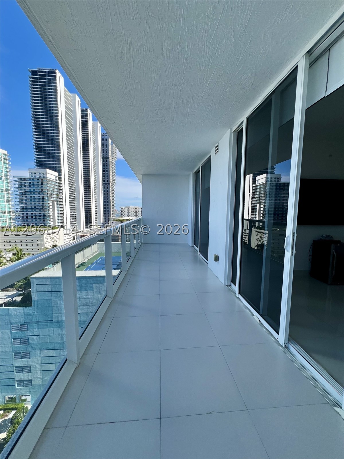image Bay House2