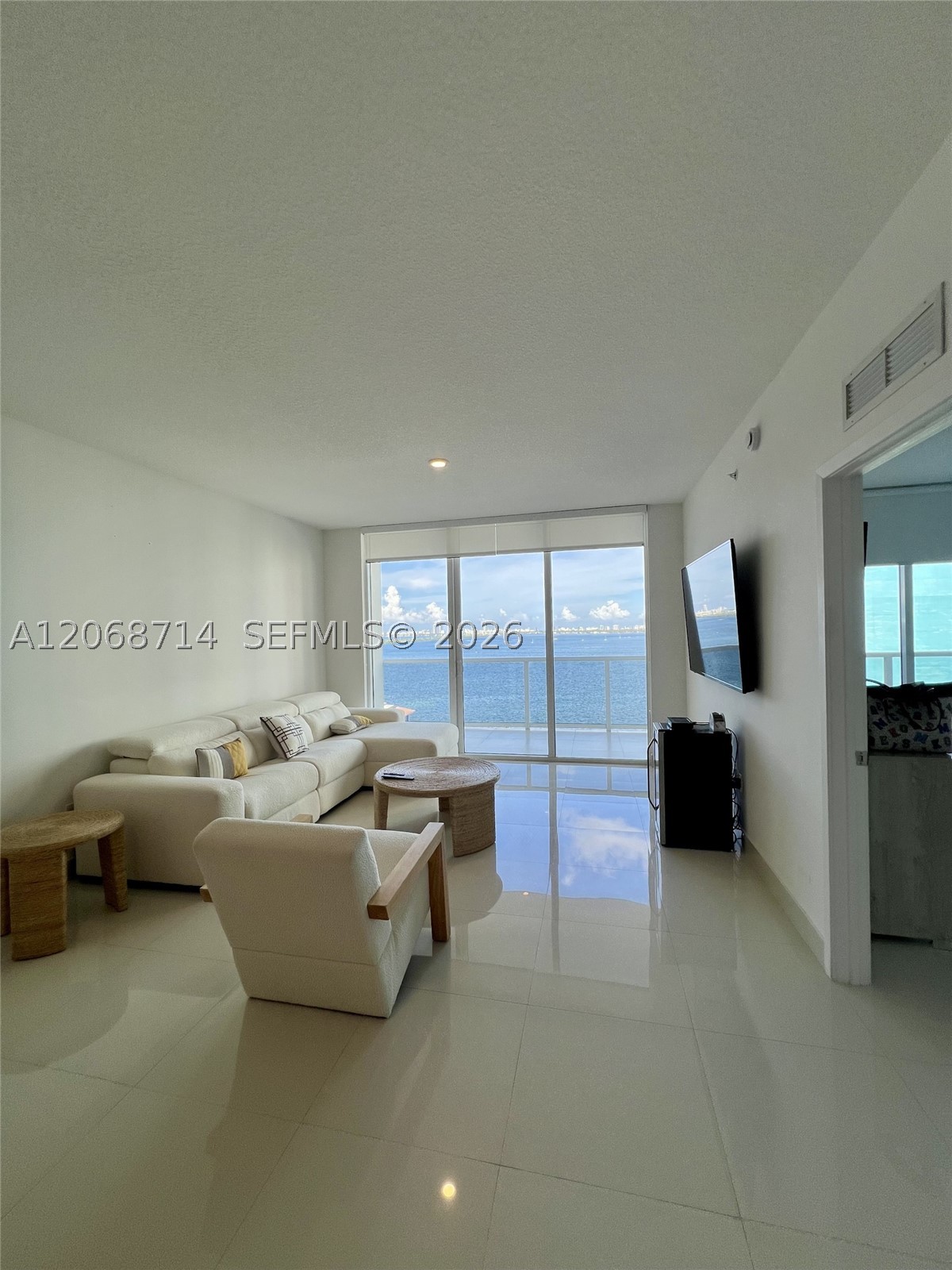 image Bay House6