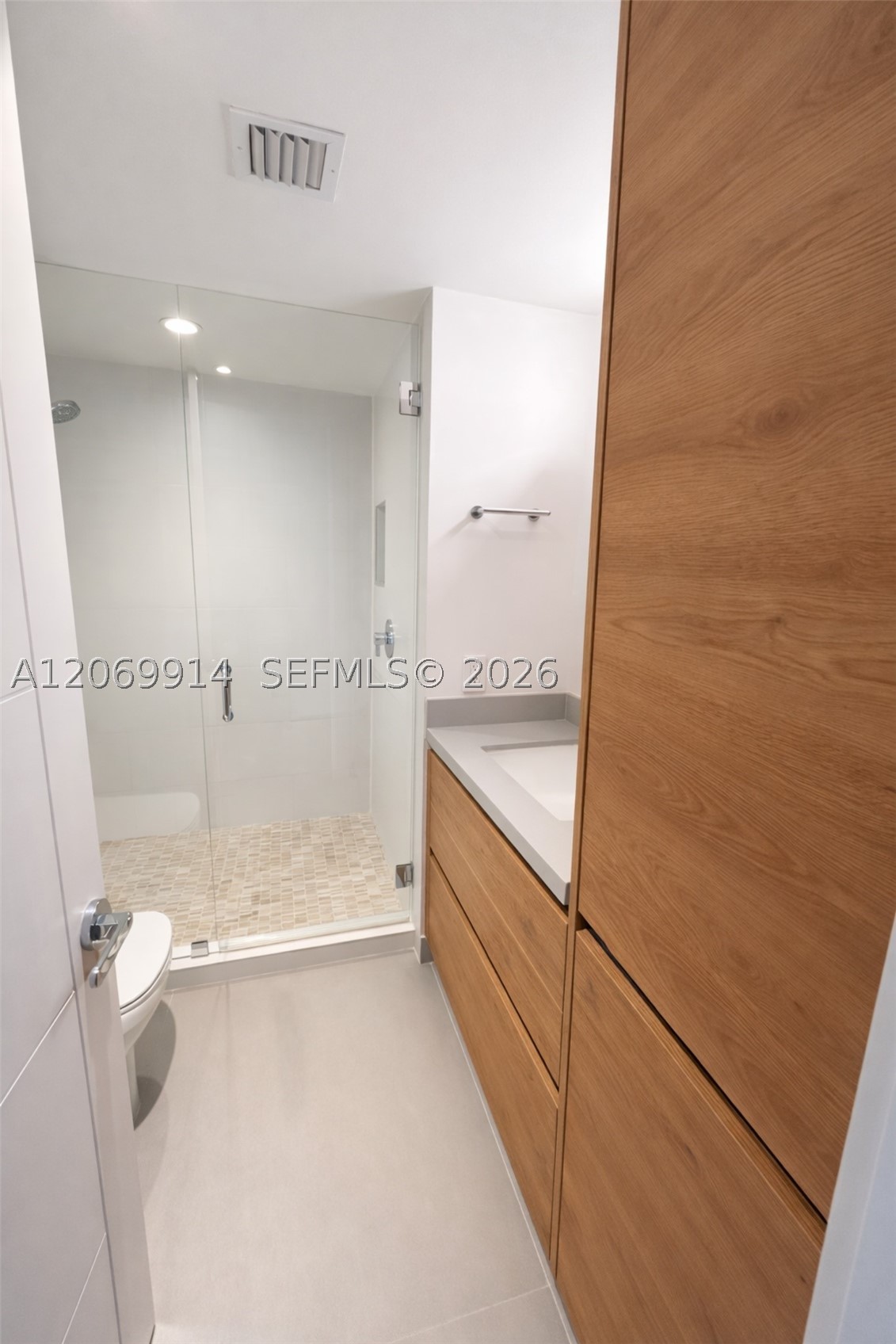 image Brickell Key One10