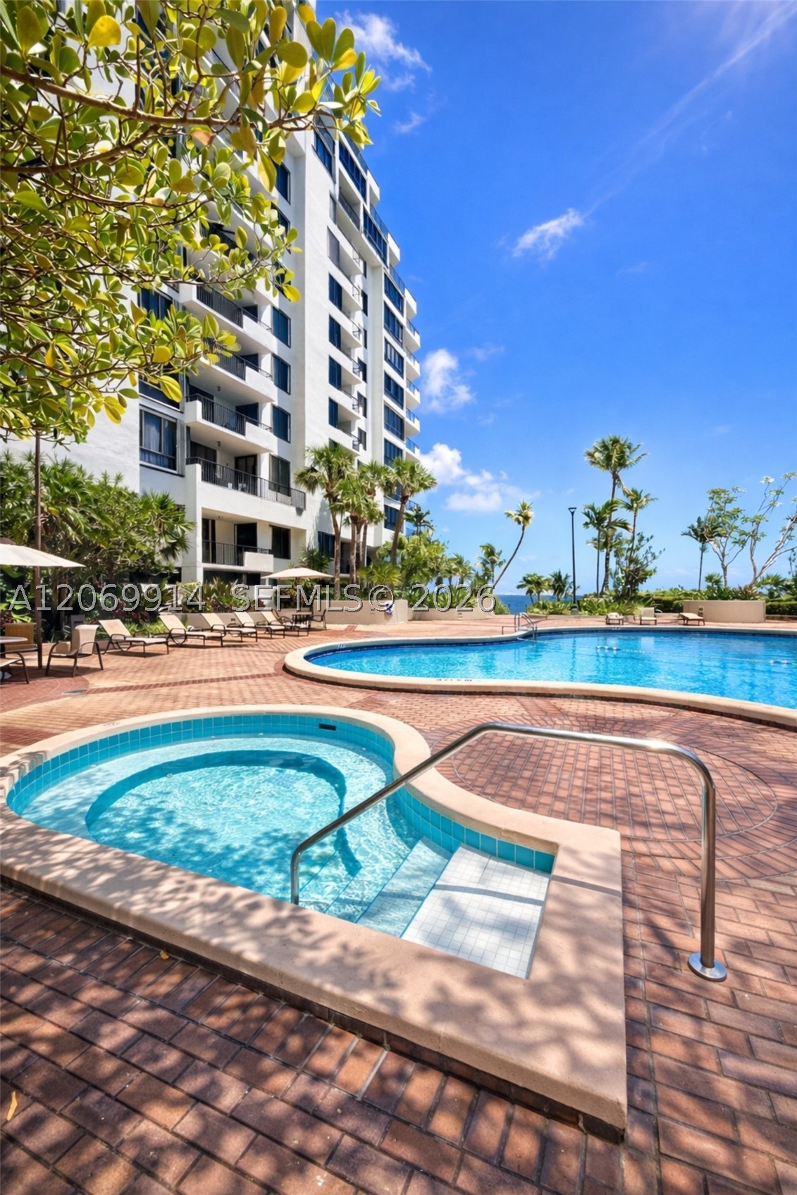 image Brickell Key One15