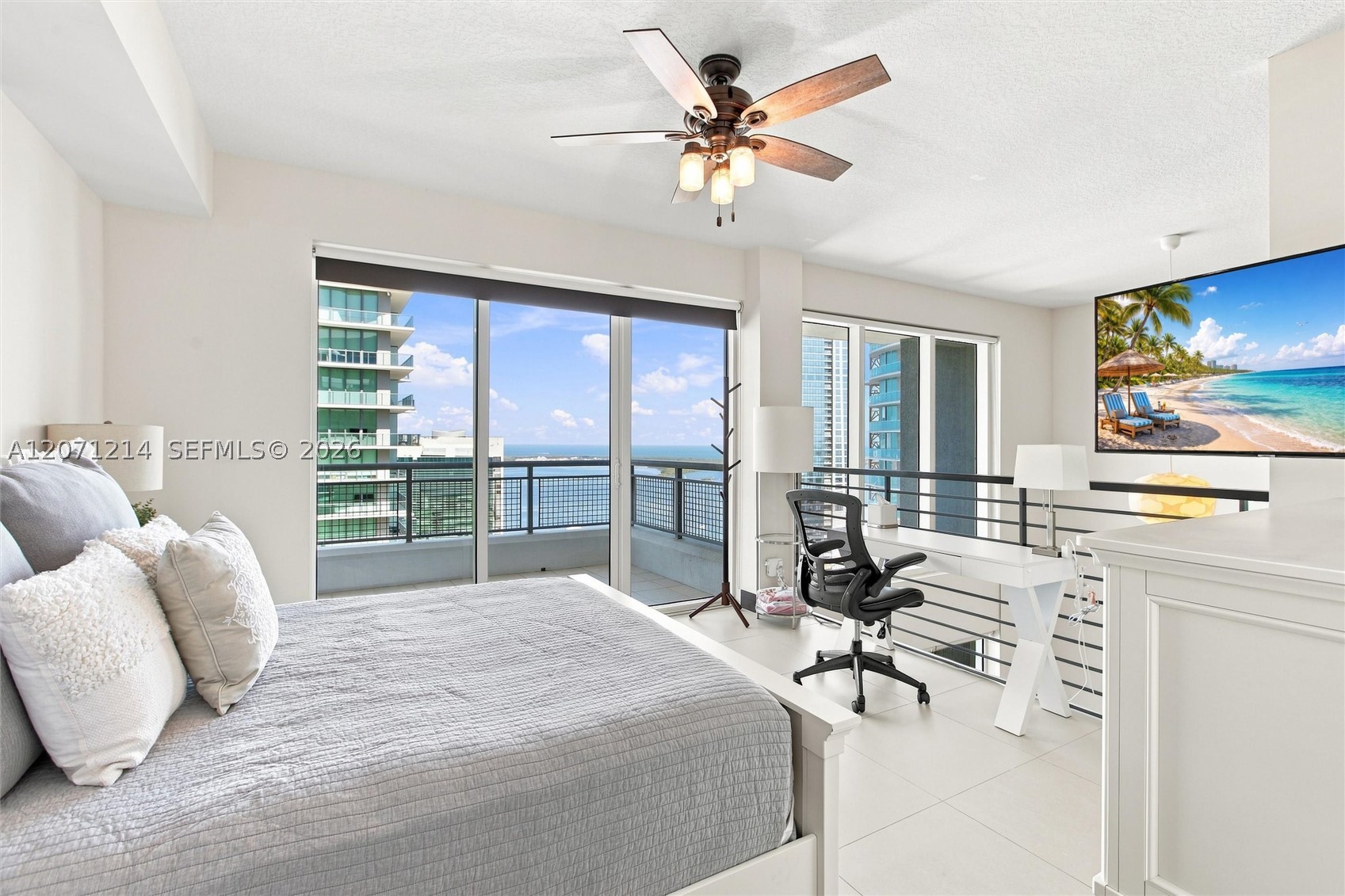 image Infinity at Brickell18