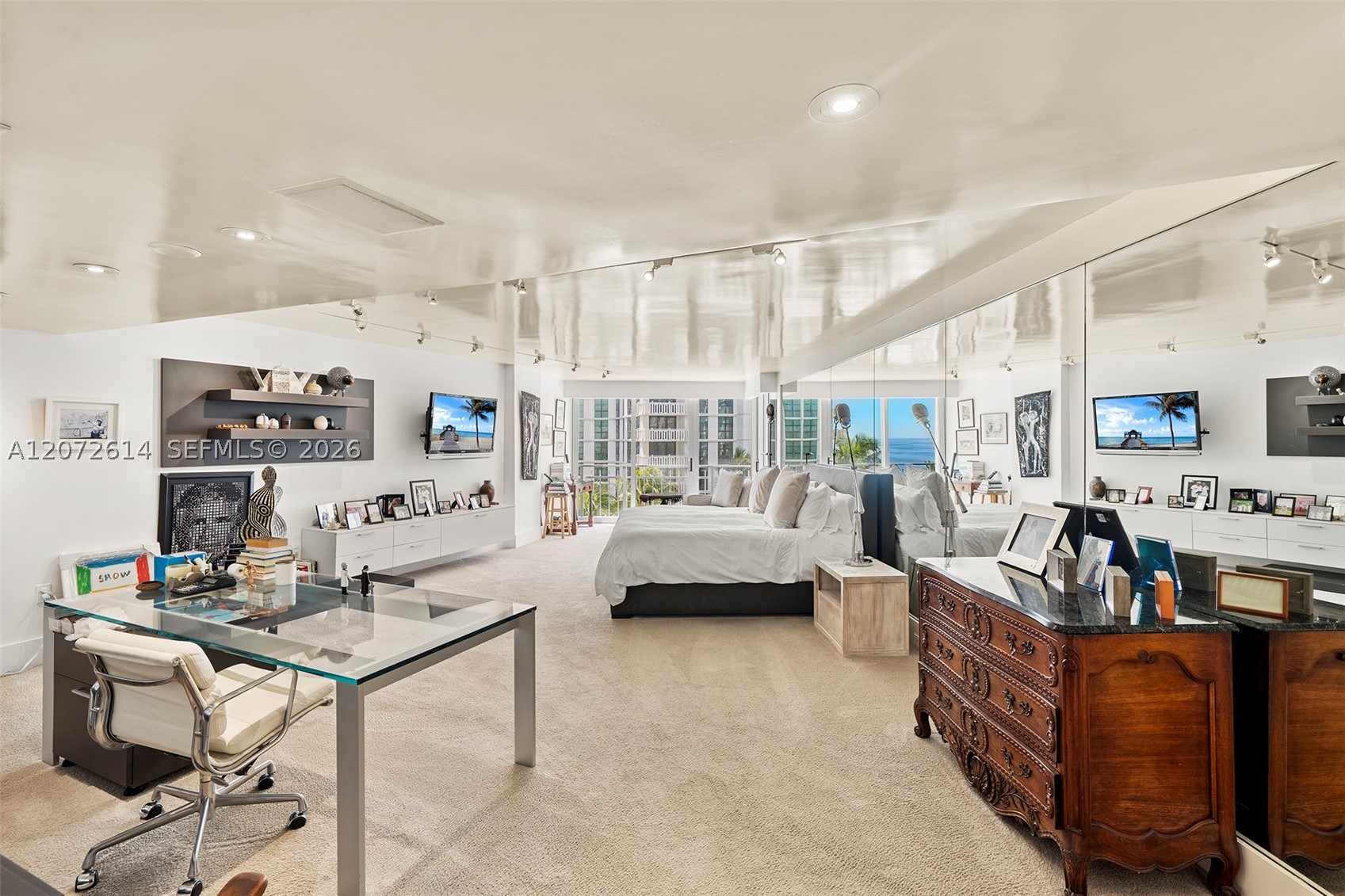 600 Grapetree Dr #6BS Key Biscayne, FL 33149