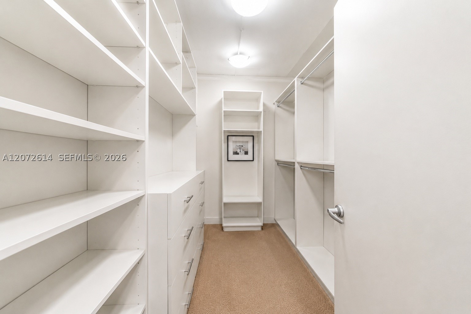 600 Grapetree Dr #6BS Key Biscayne, FL 33149