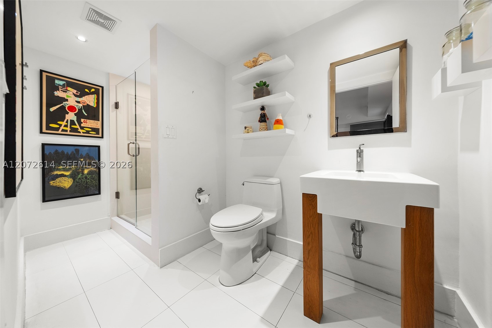 600 Grapetree Dr #6BS Key Biscayne, FL 33149