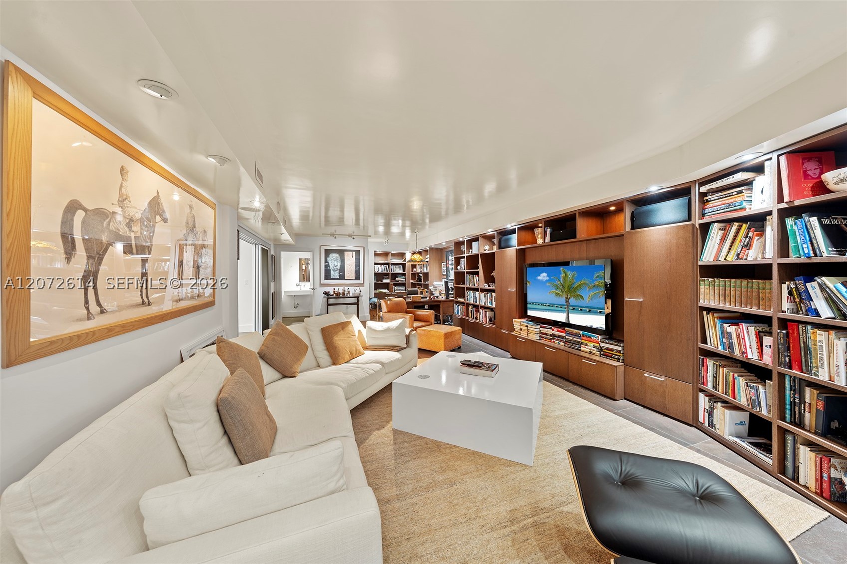 600 Grapetree Dr #6BS Key Biscayne, FL 33149