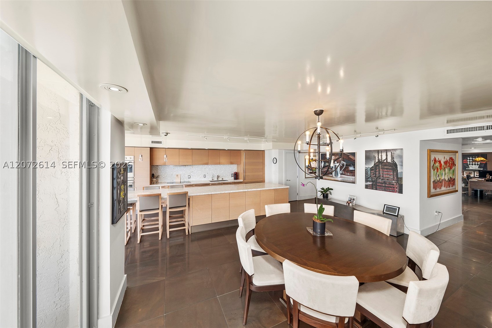 600 Grapetree Dr #6BS Key Biscayne, FL 33149