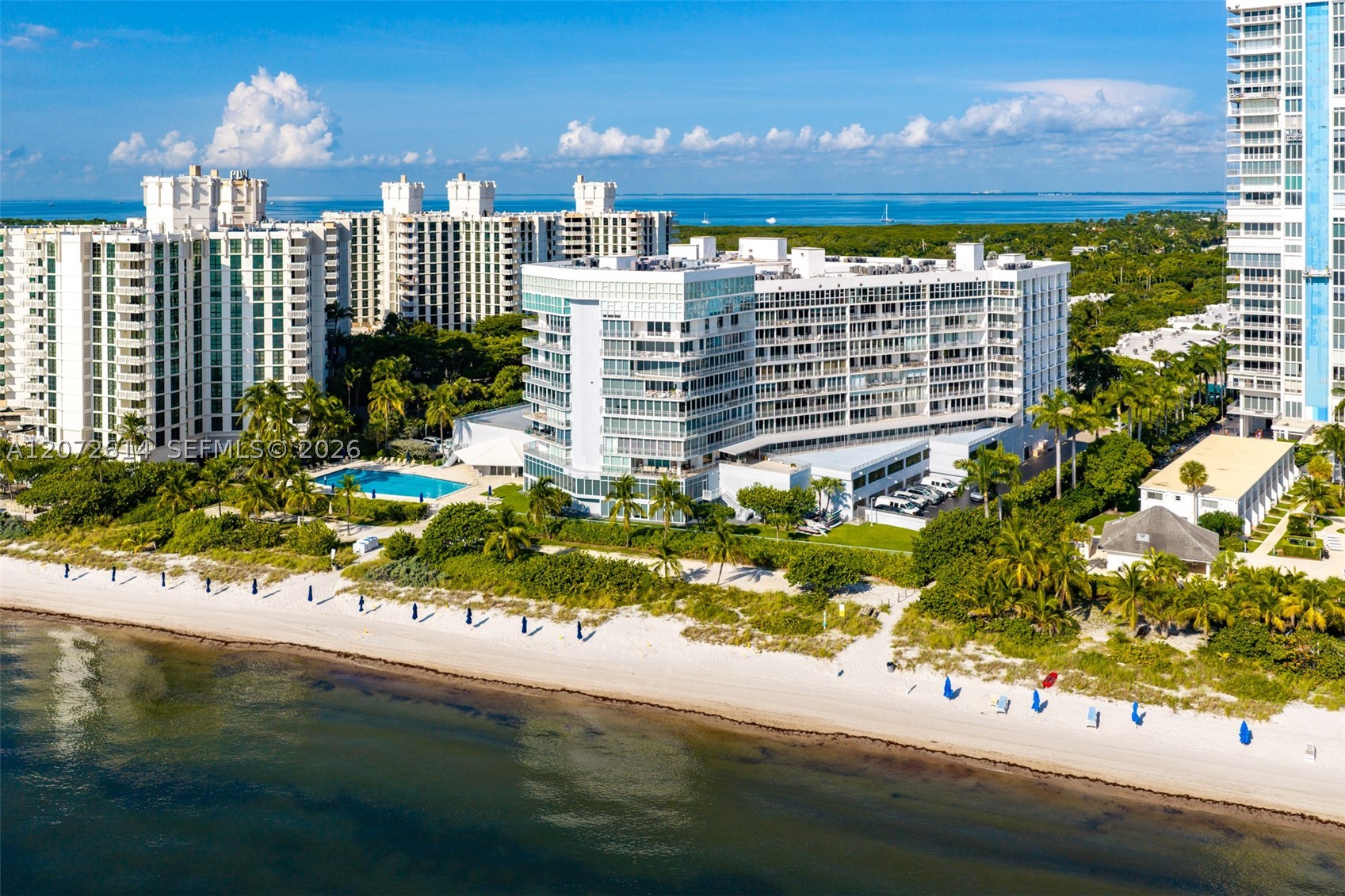 600 Grapetree Dr #6BS Key Biscayne, FL 33149