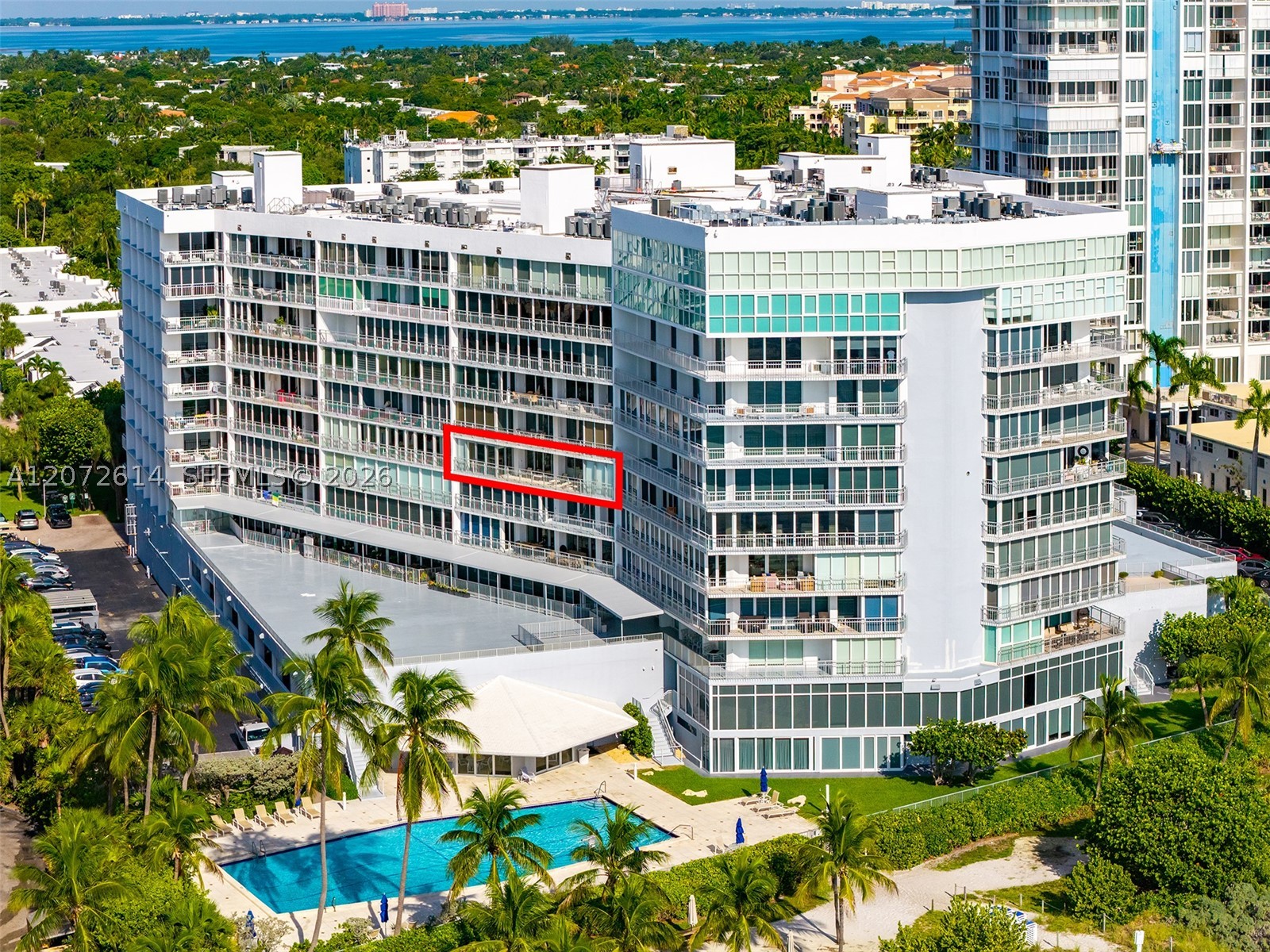 600 Grapetree Dr #6BS Key Biscayne, FL 33149
