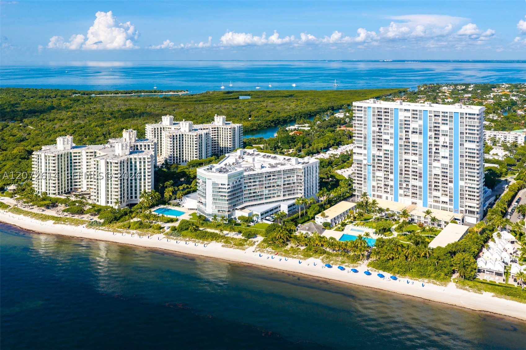 600 Grapetree Dr #6BS Key Biscayne, FL 33149