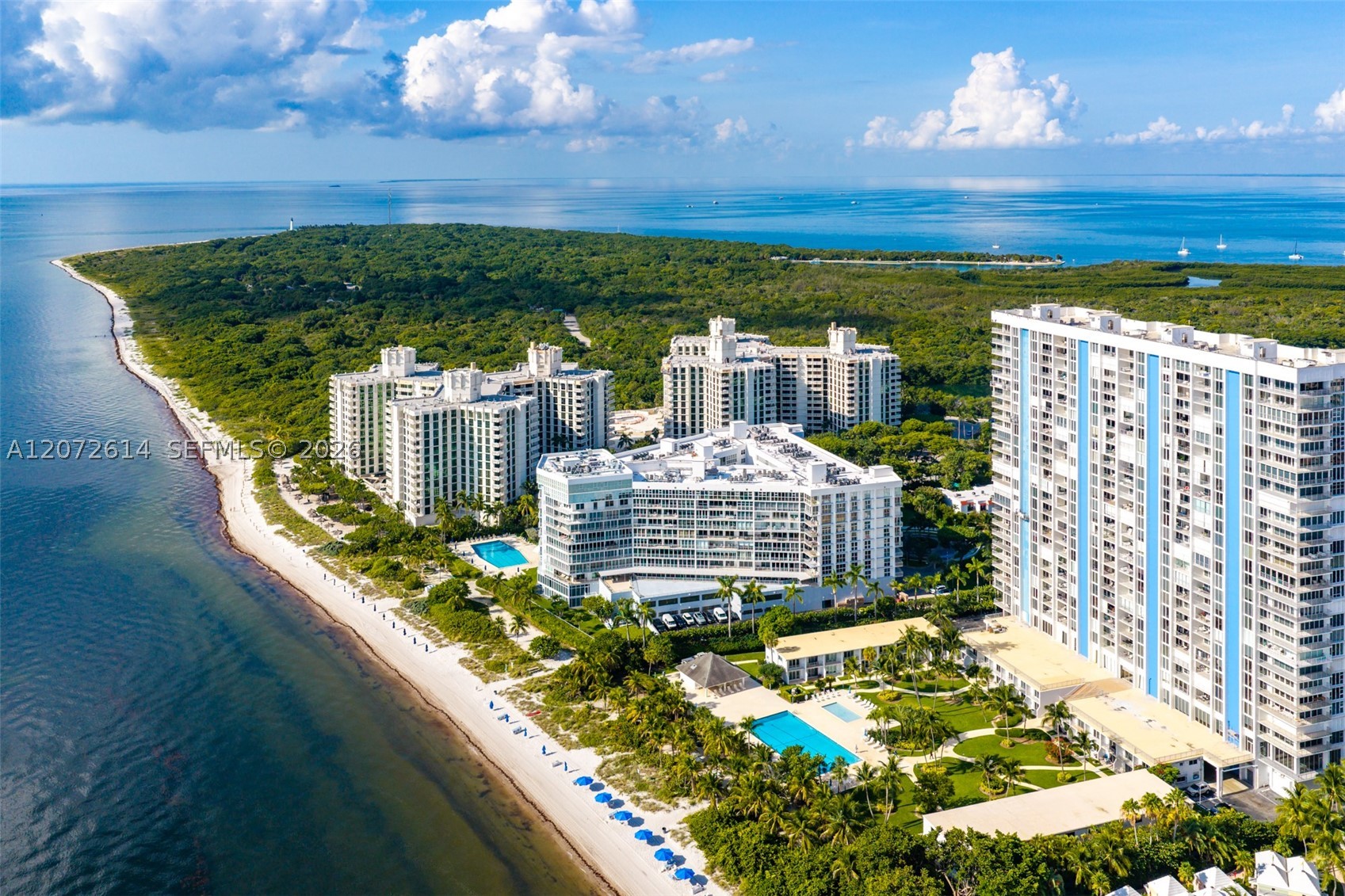 600 Grapetree Dr #6BS Key Biscayne, FL 33149