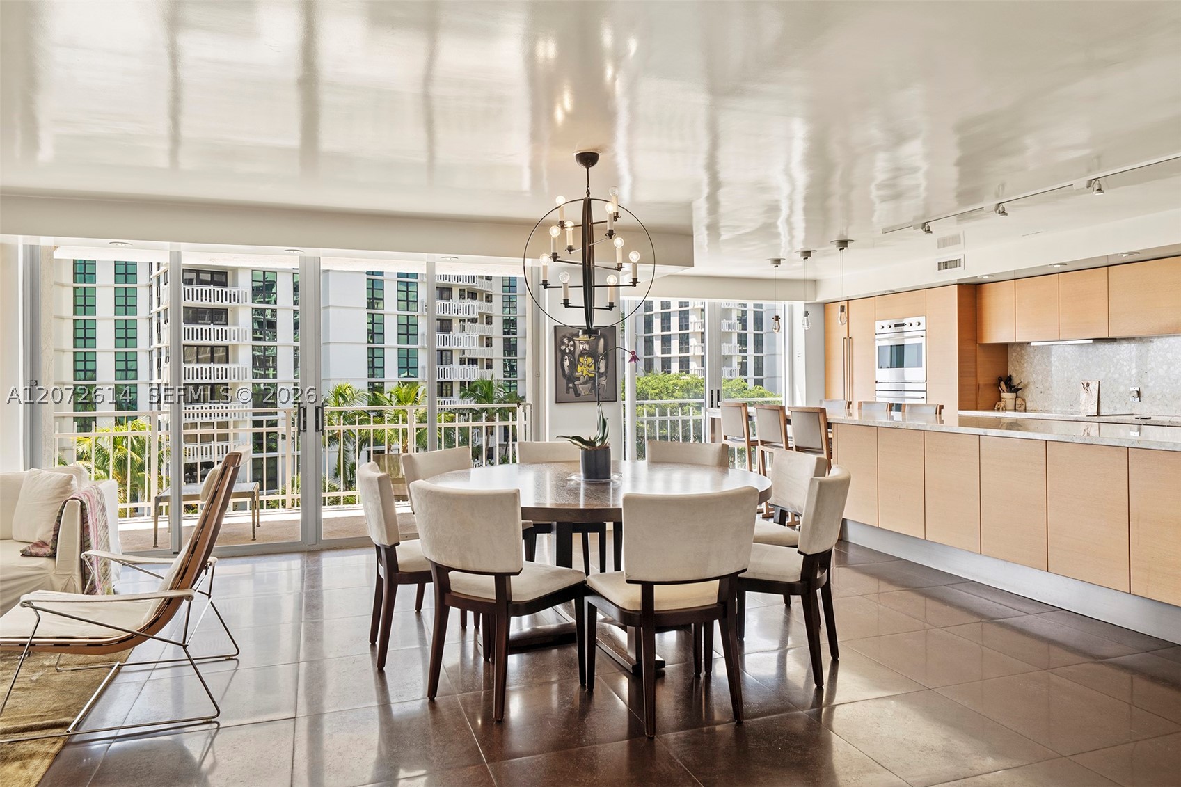 600 Grapetree Dr #6BS Key Biscayne, FL 33149