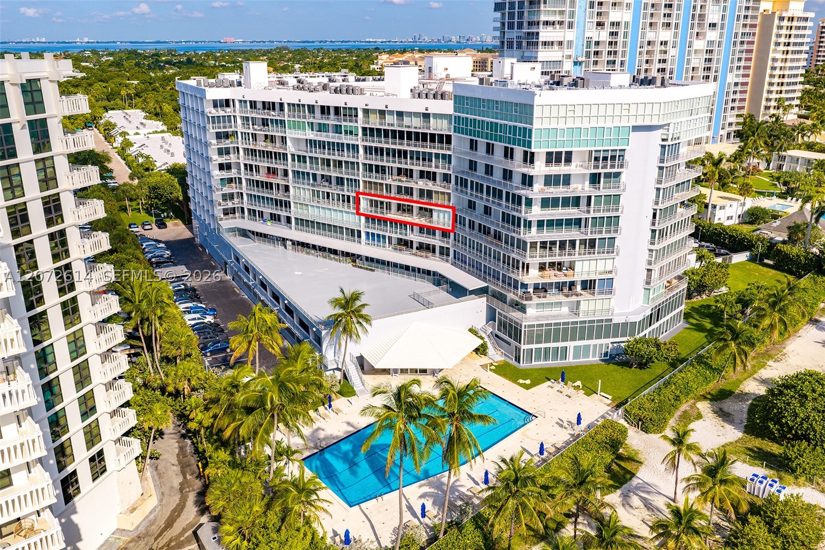 600 Grapetree Dr #6BS Key Biscayne, FL 33149
