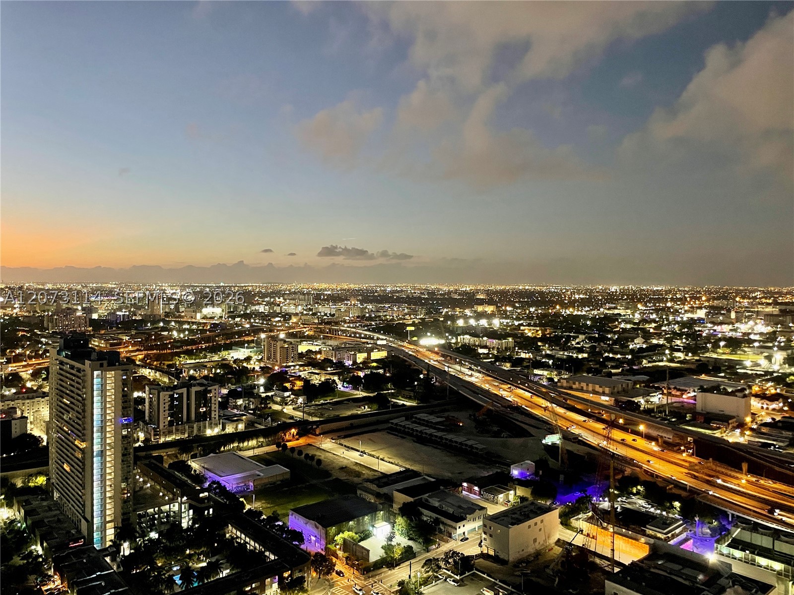 image Paramount Miami Worldcenter21