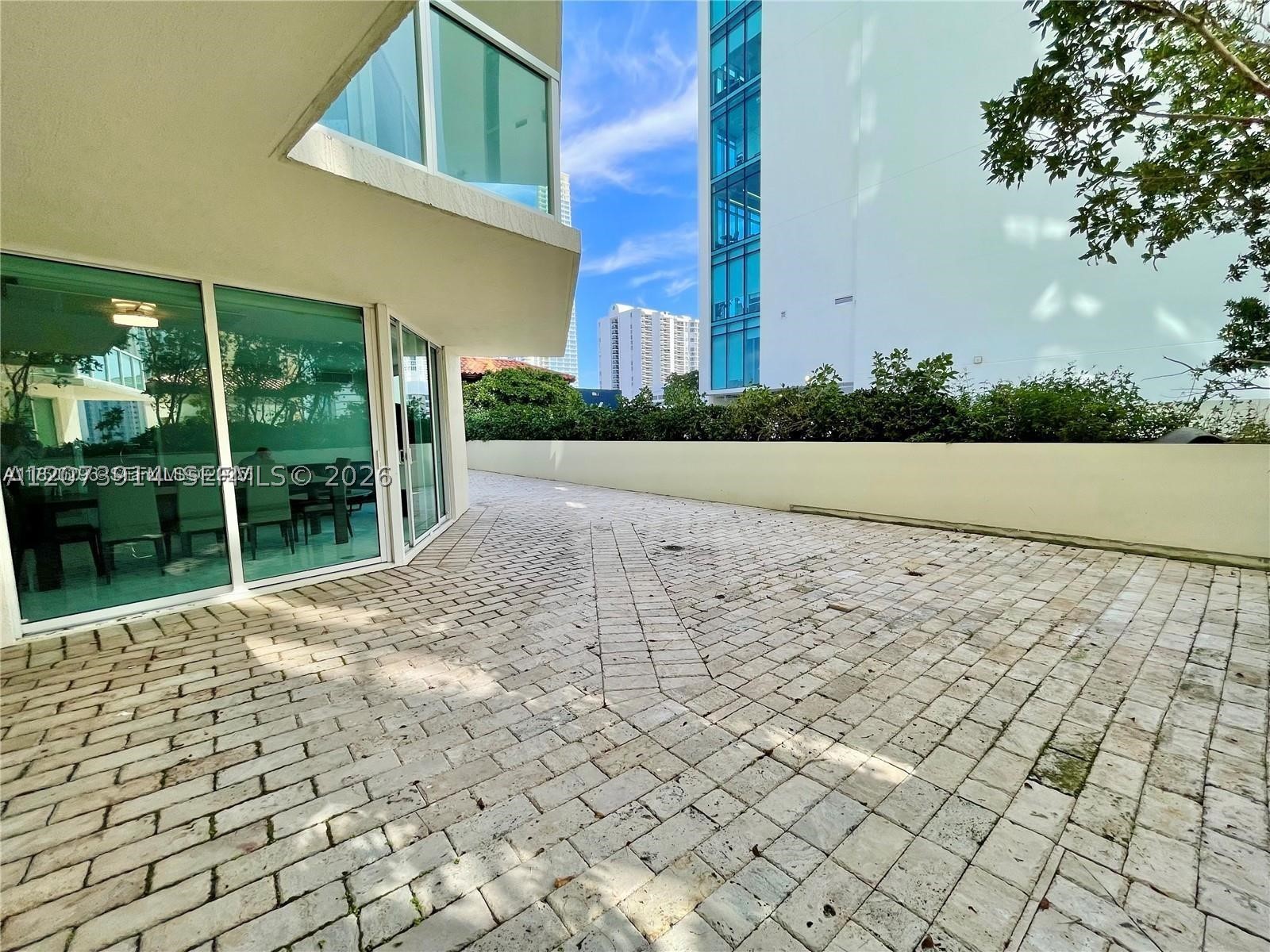 150 Sunny Isles Blvd #1-501 Sunny Isles Beach, FL 33160