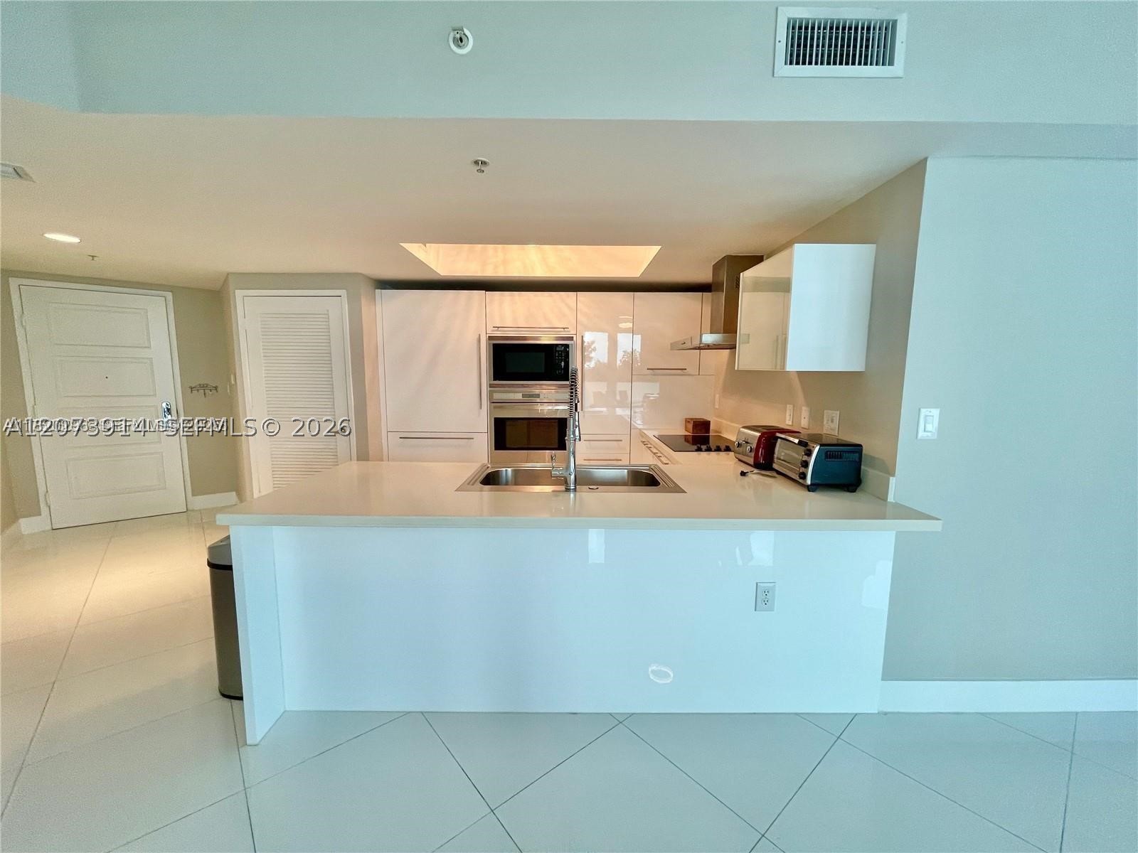 150 Sunny Isles Blvd #1-501 Sunny Isles Beach, FL 33160
