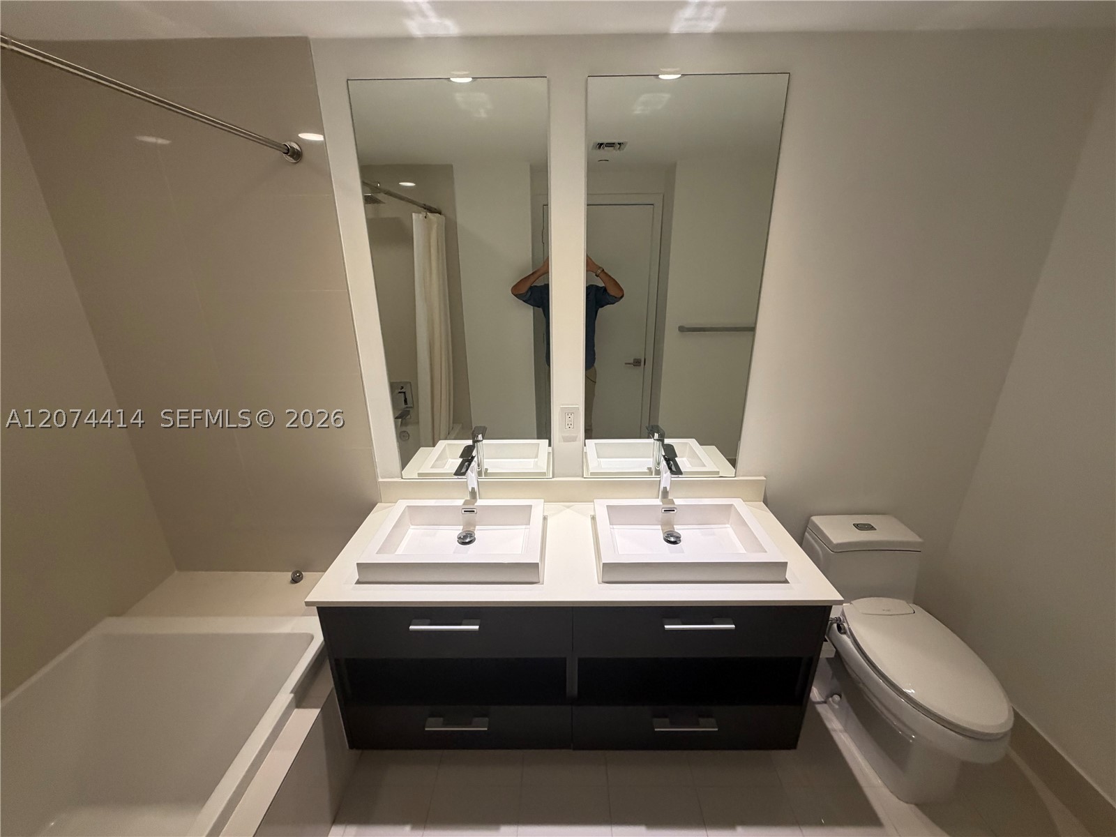 image Brickell Heights East14