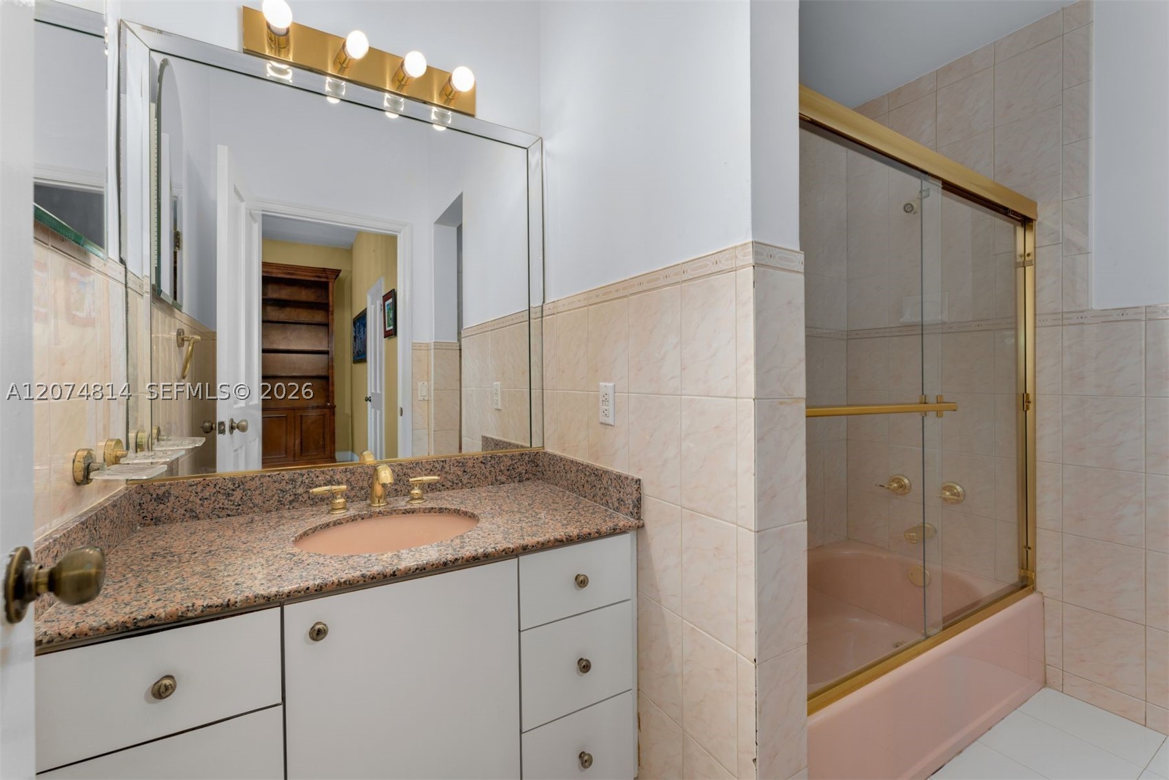501 Bay Ln Key Biscayne, FL 33149