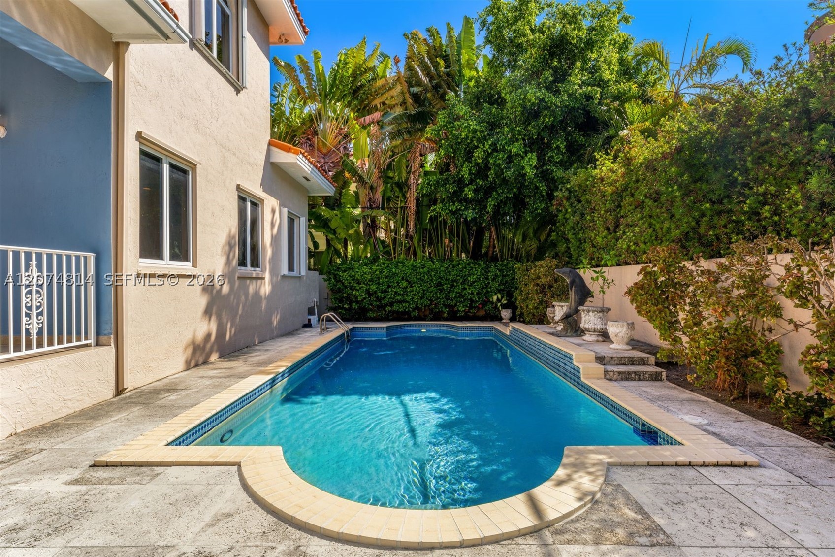 501 Bay Ln Key Biscayne, FL 33149