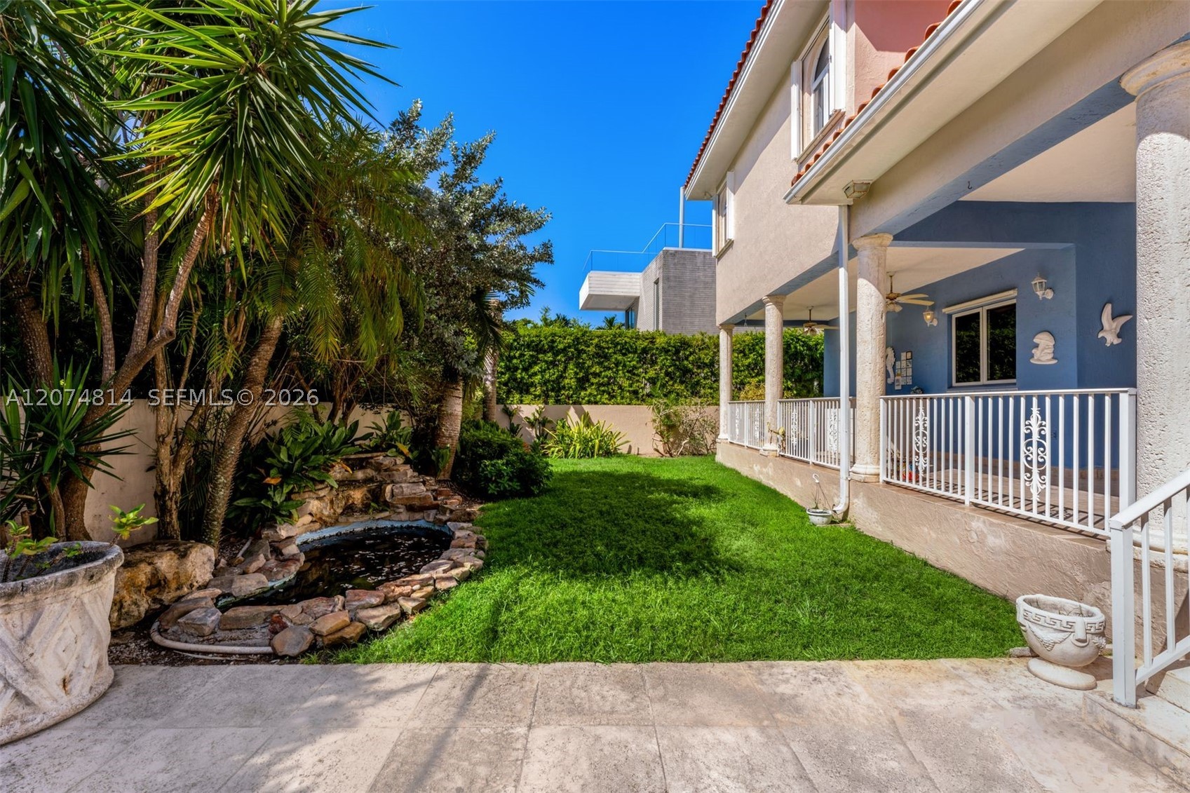 501 Bay Ln Key Biscayne, FL 33149