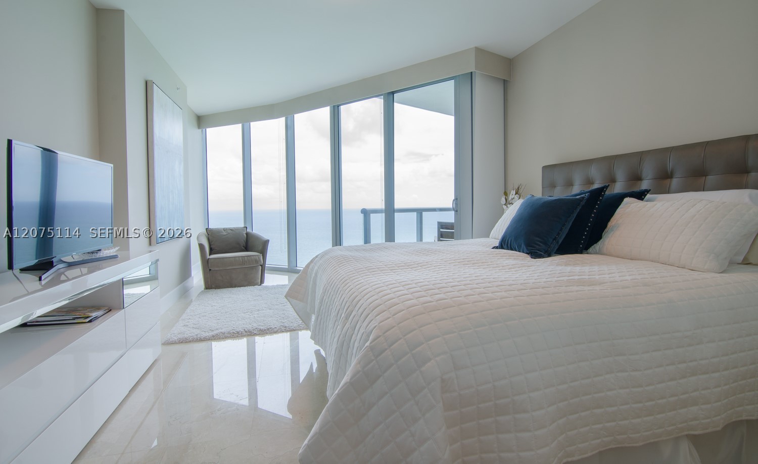 17001 Collins Ave #3804 Sunny Isles Beach, FL 33160