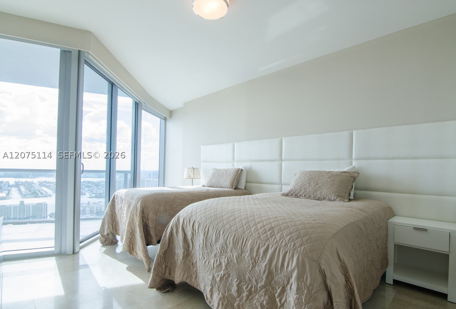 17001 Collins Ave #3804 Sunny Isles Beach, FL 33160