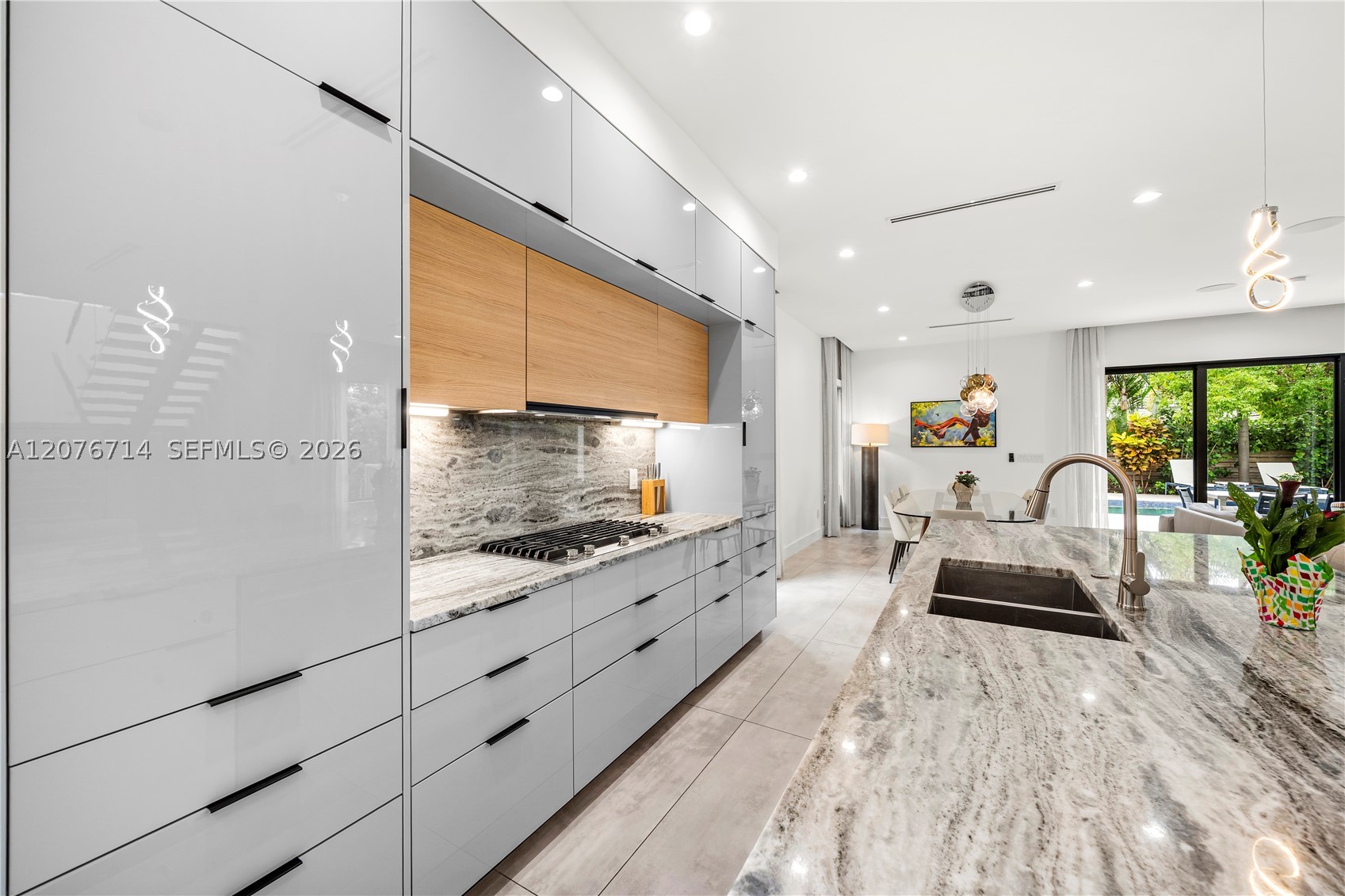 1629 NE 4th Pl Fort Lauderdale, FL 33301