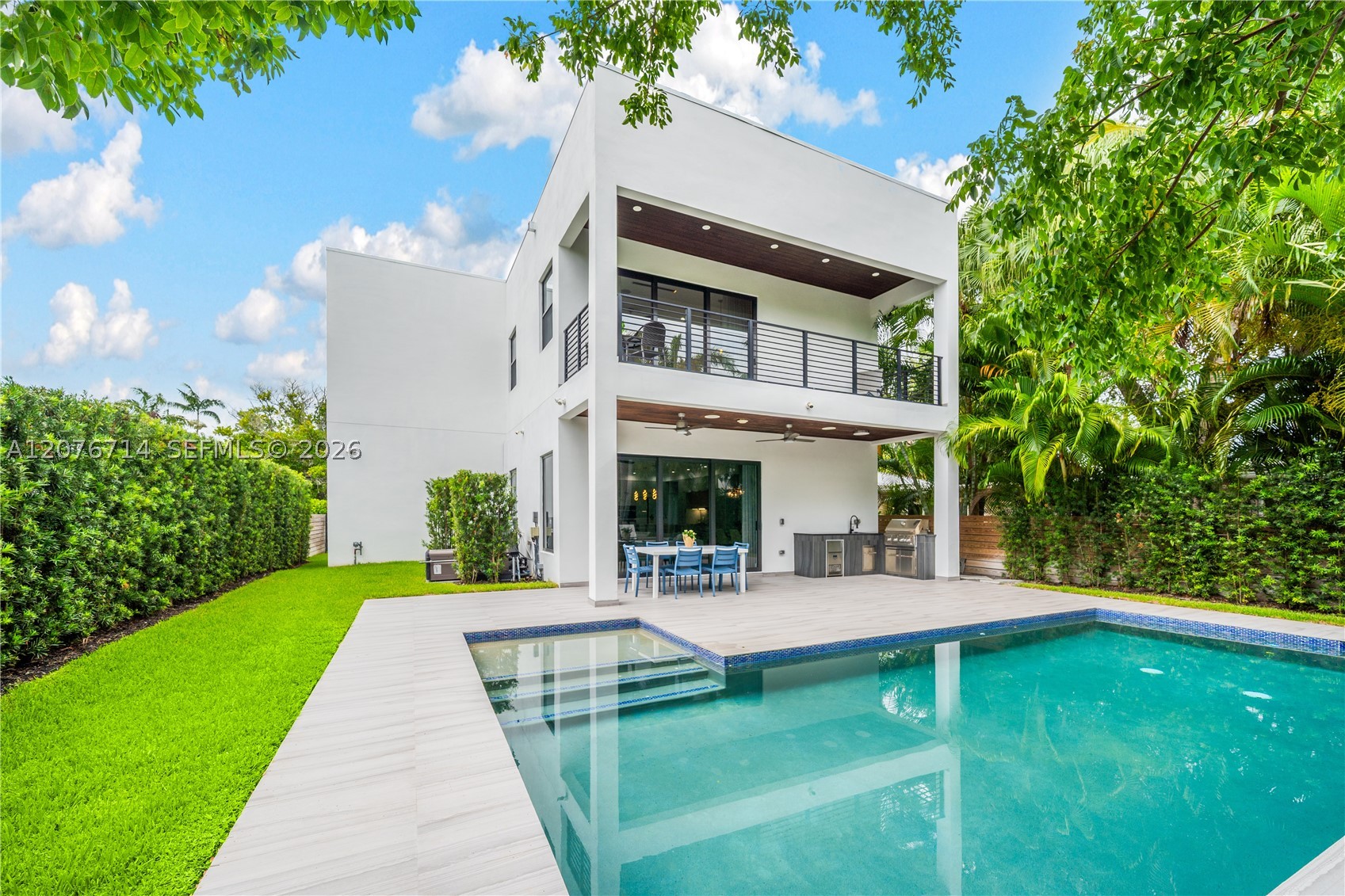 1629 NE 4th Pl Fort Lauderdale, FL 33301