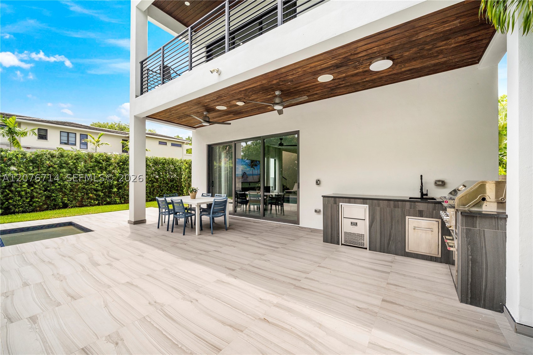 1629 NE 4th Pl Fort Lauderdale, FL 33301