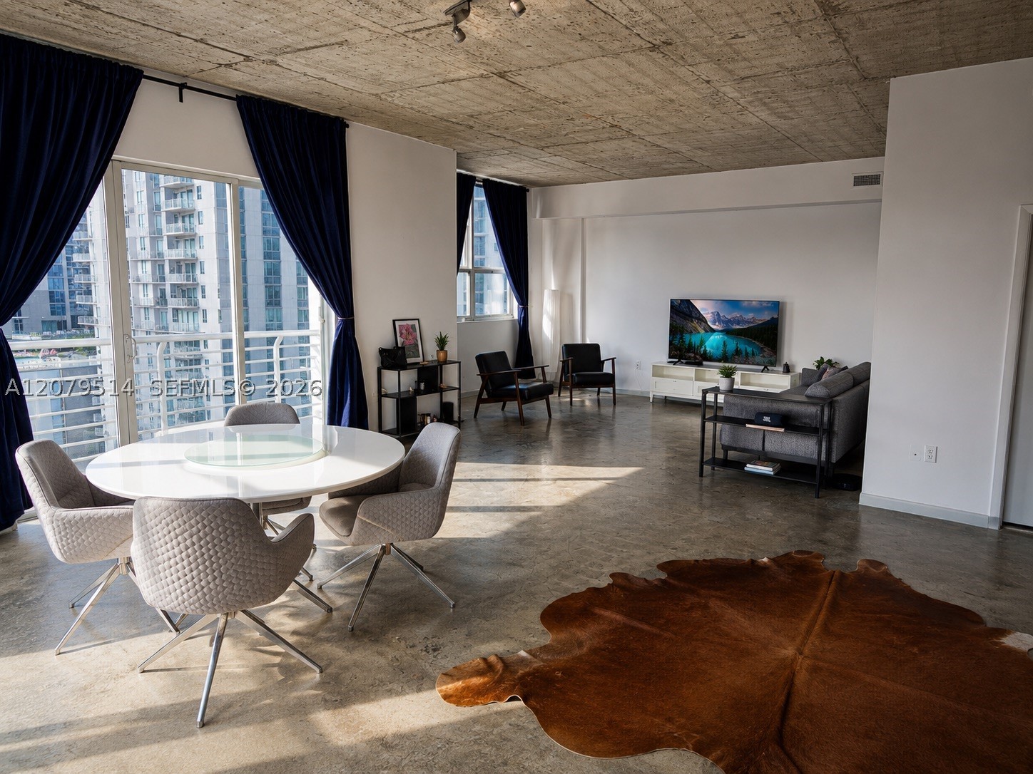 image The Loft 22